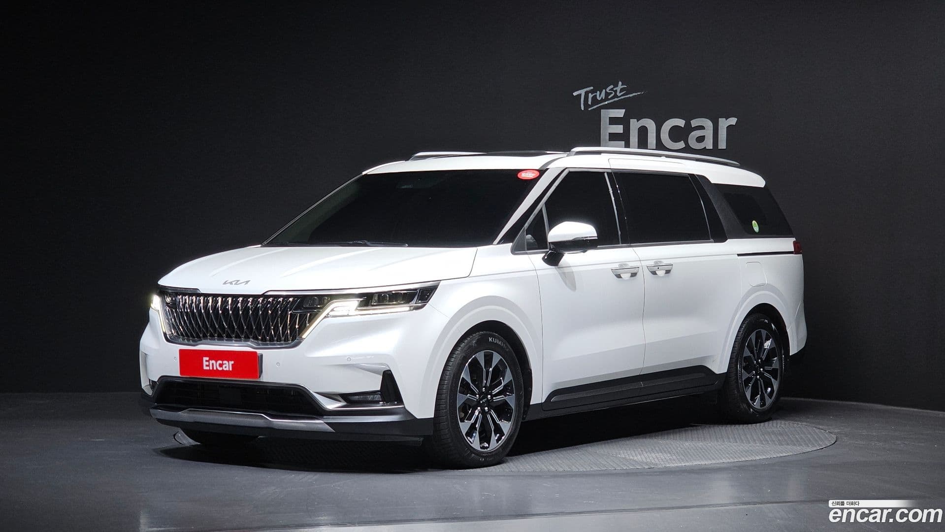 Main__Slider__Photo:Canival Kia 2022.0-0