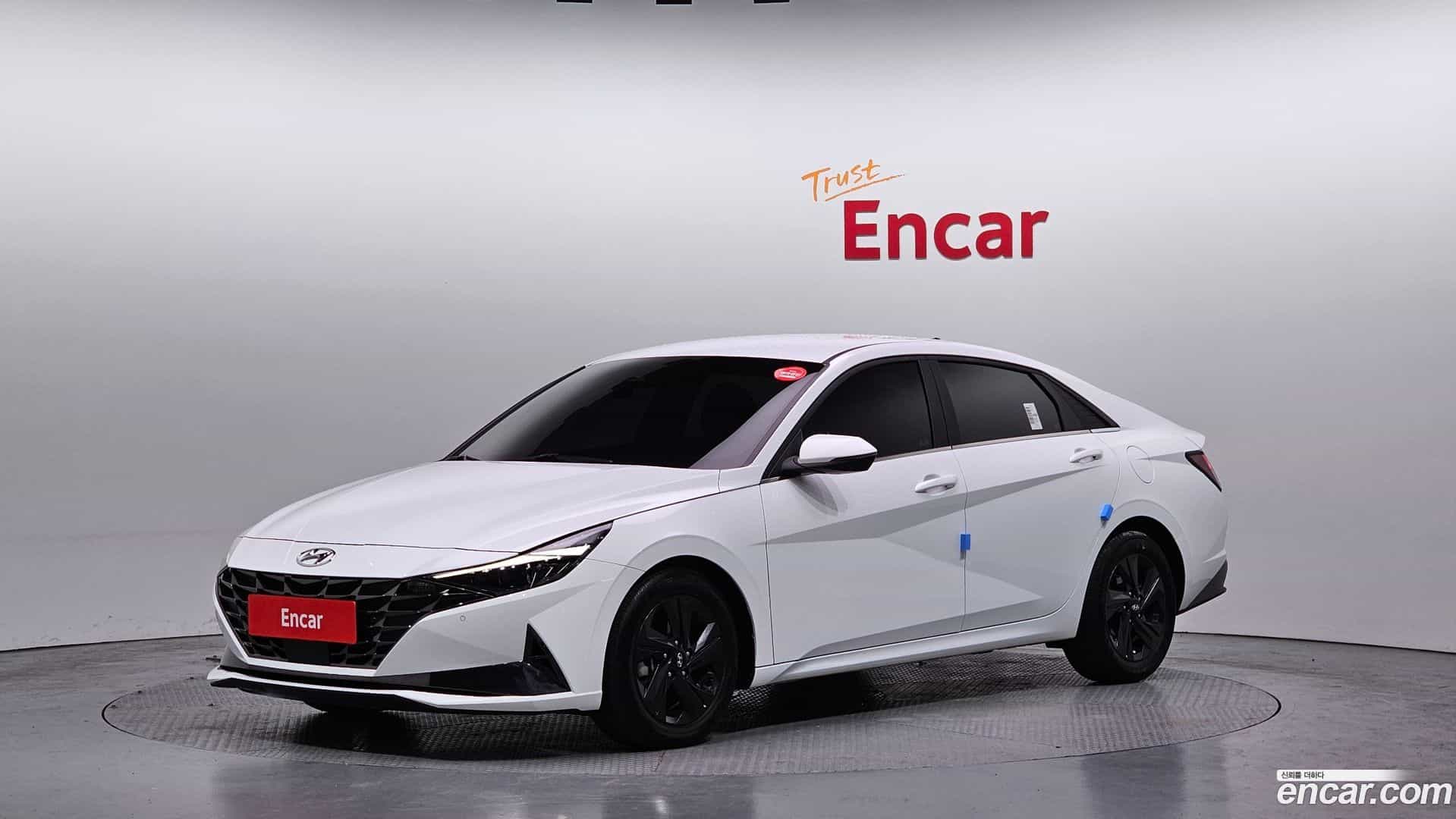 AVANTE Hyundai 2022.0-OUTER-001