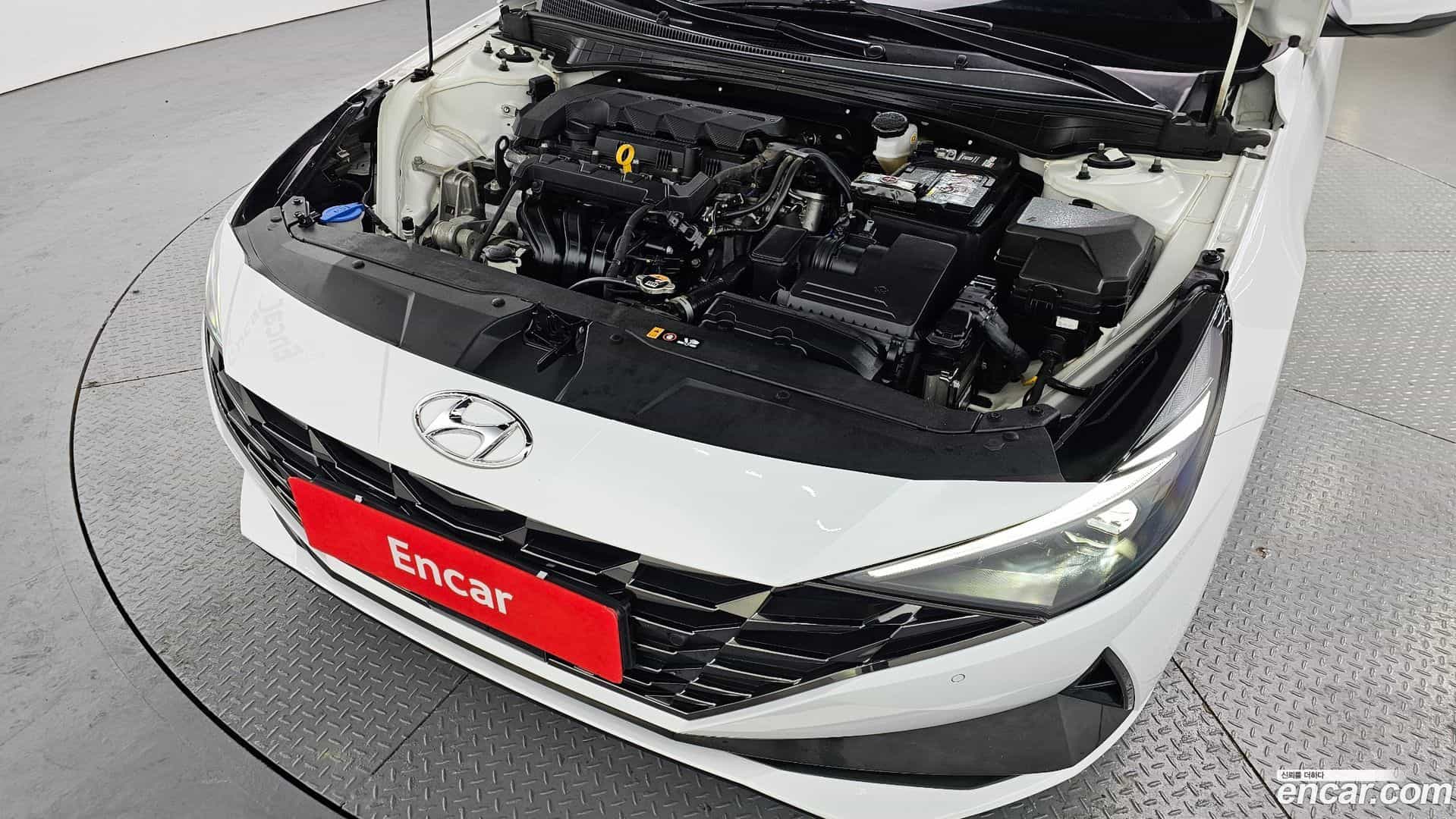AVANTE Hyundai 2022.0-INNER-006