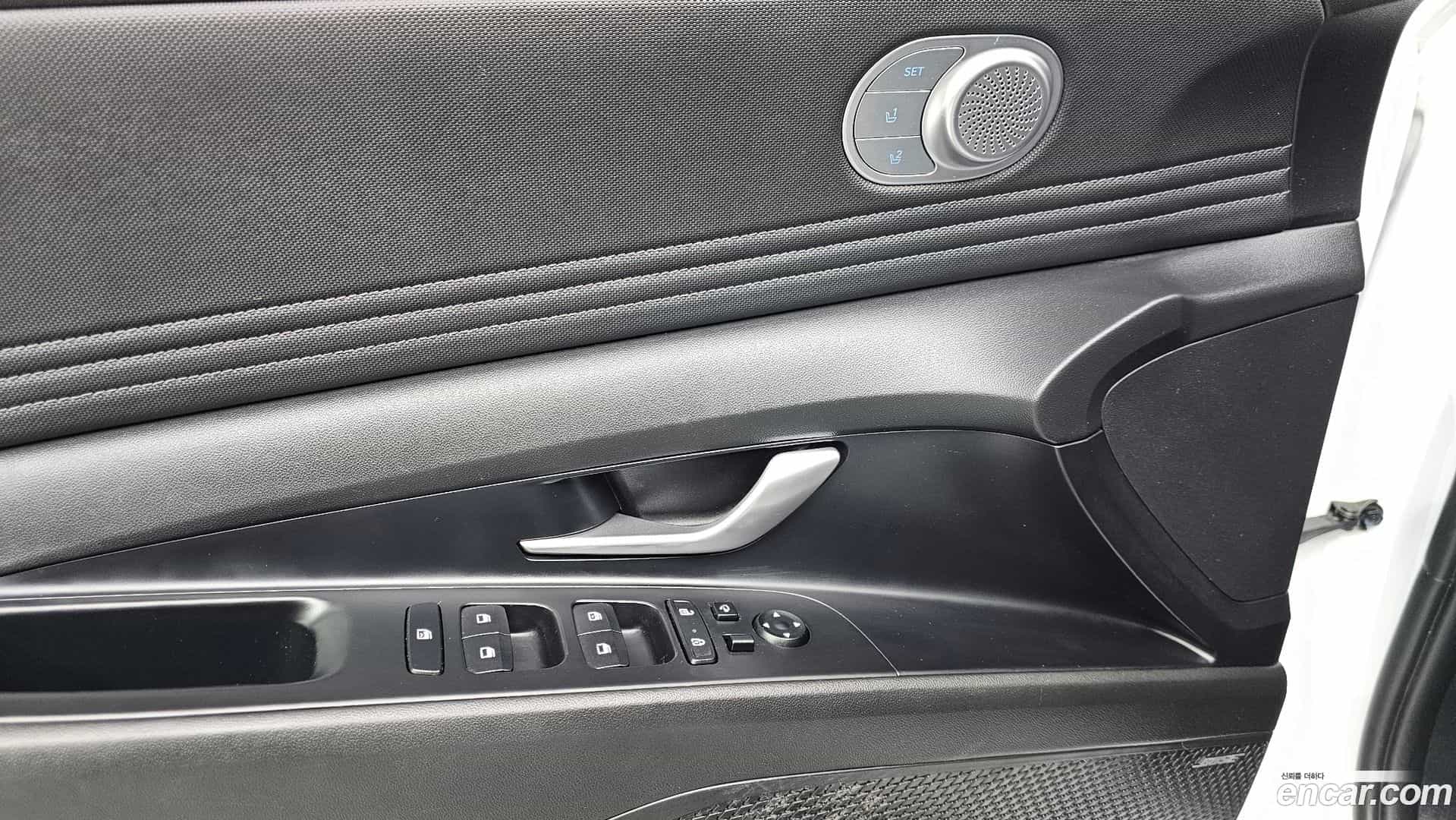 AVANTE Hyundai 2022.0-OPTION-022