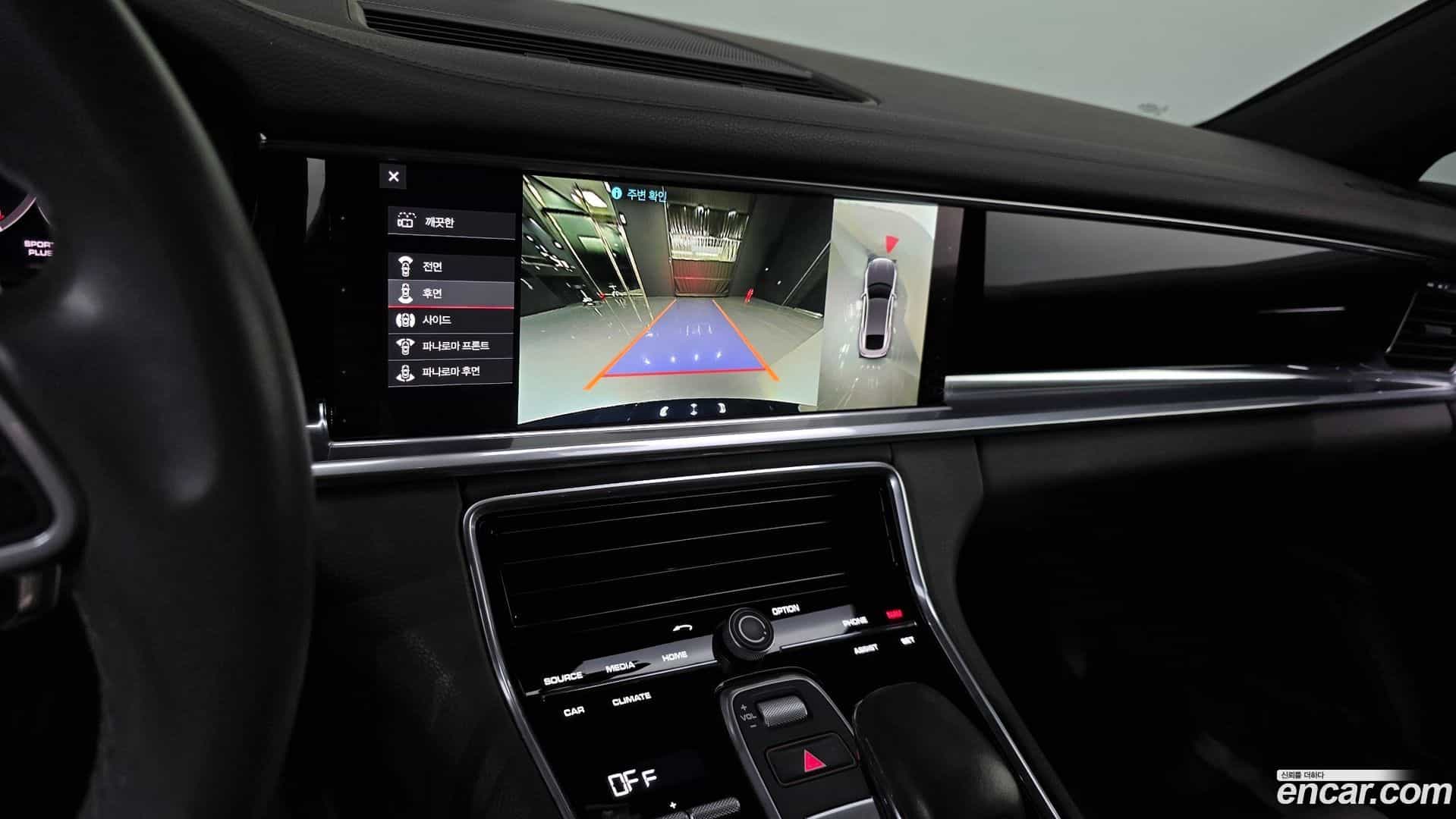 Panamera Porsche 2018.11-OPTION-020