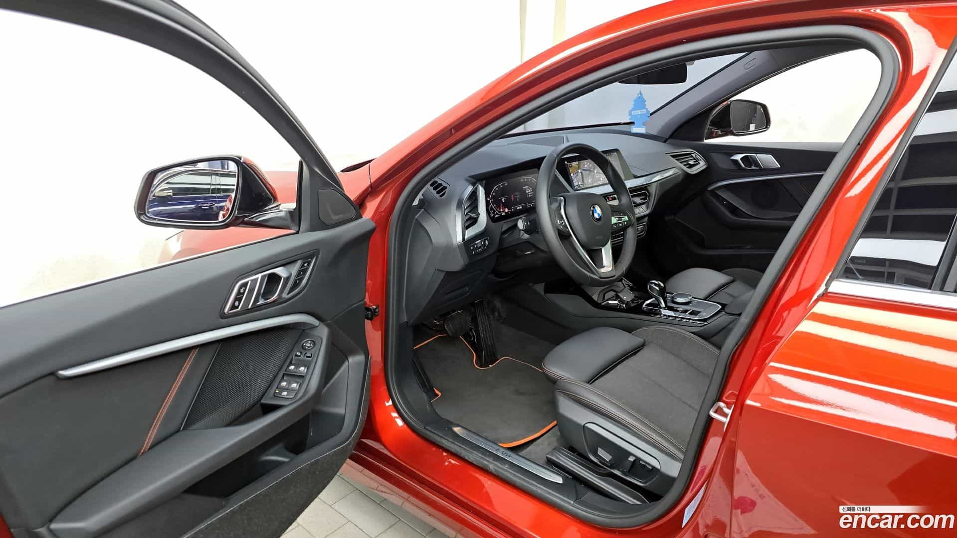 1-Series BMW 2021.1-INNER-010