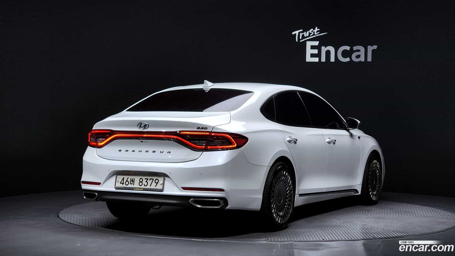 Grandeur Hyundai 2017.4-OUTER-002