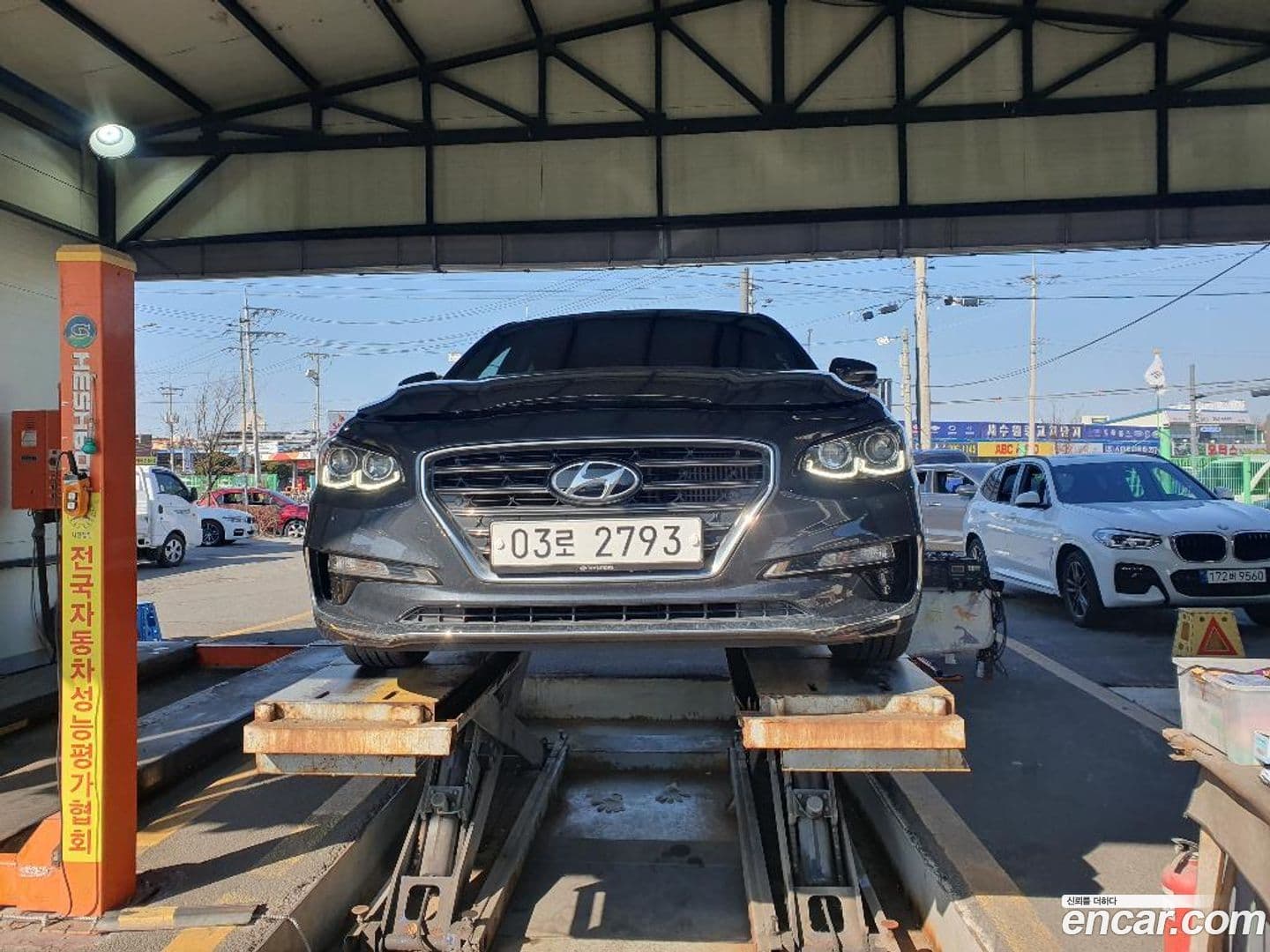 Main__Slider__Photo:Grandeur Hyundai 2017.4-0