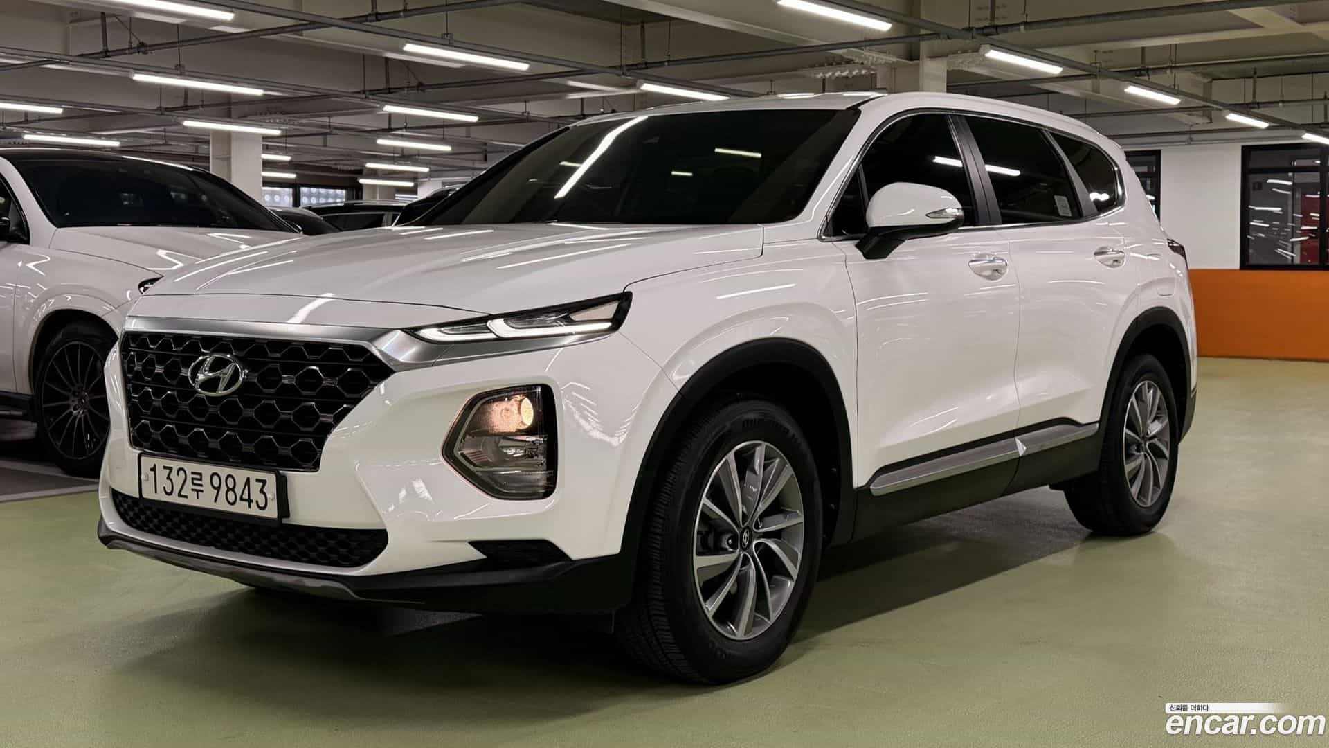 Santafe Hyundai 2020.0-OUTER-001
