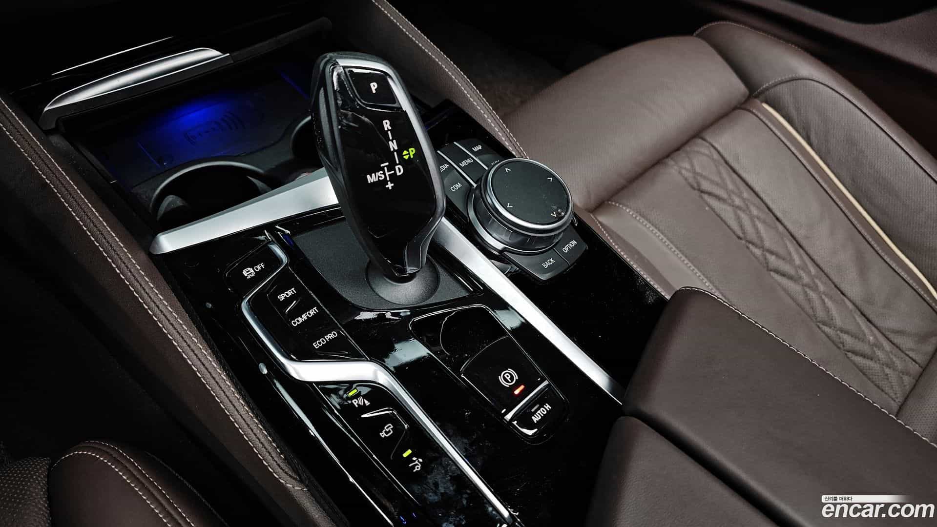 Gran Turismo BMW 2023.4-INNER-009