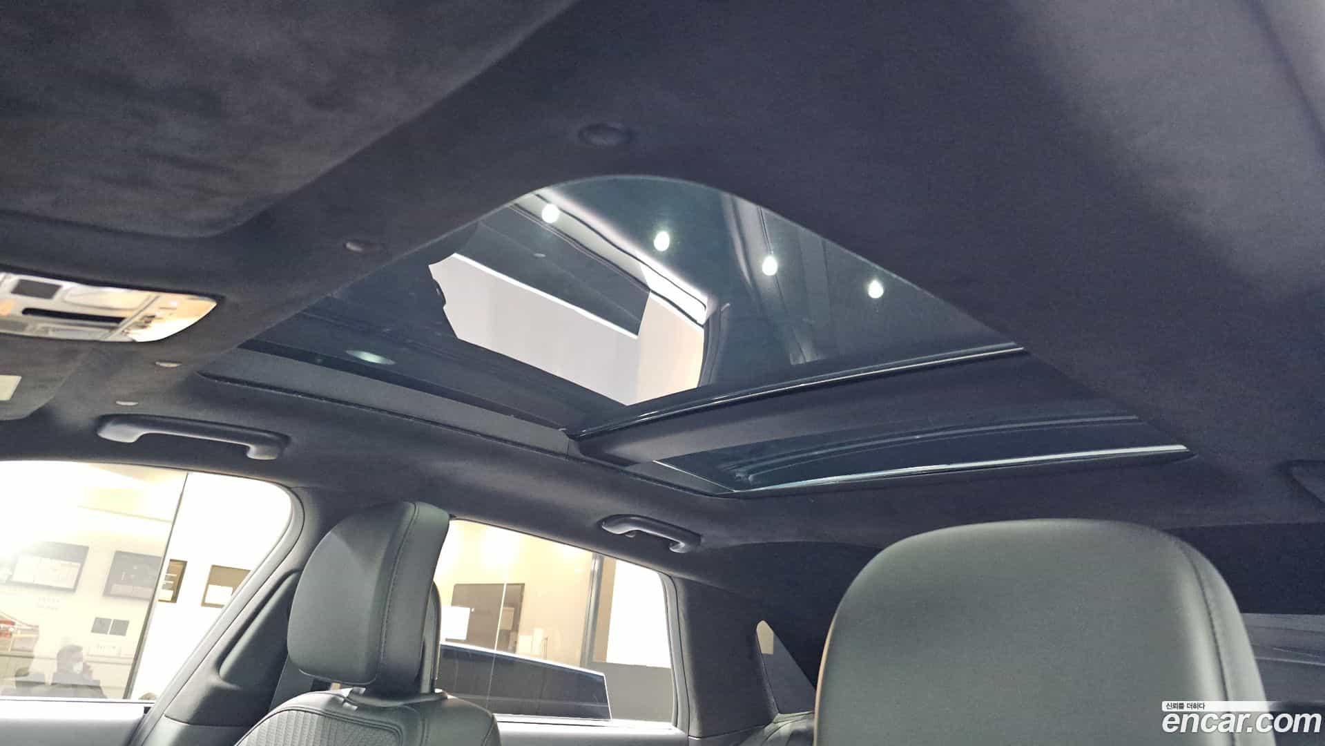 Grandeur Hyundai 2024.1-OPTION-023