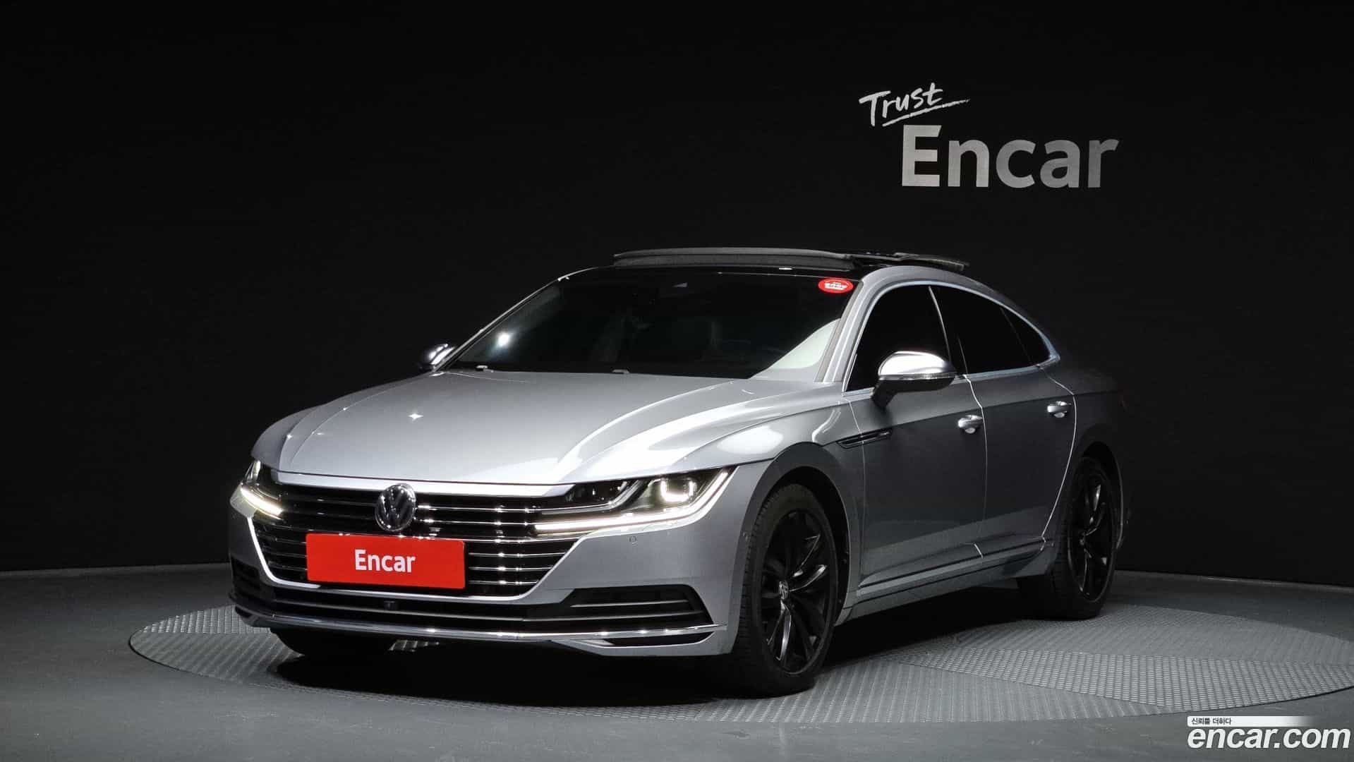 Arteon Volkswagen 2019.11-OUTER-001