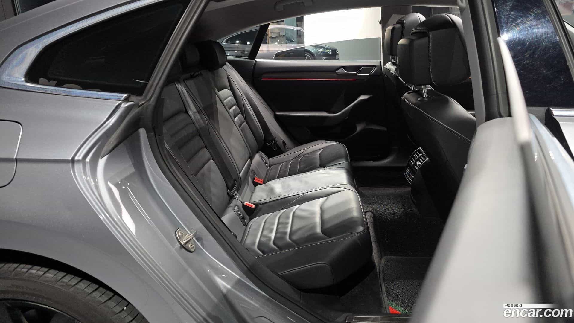 Arteon Volkswagen 2019.11-OPTION-016