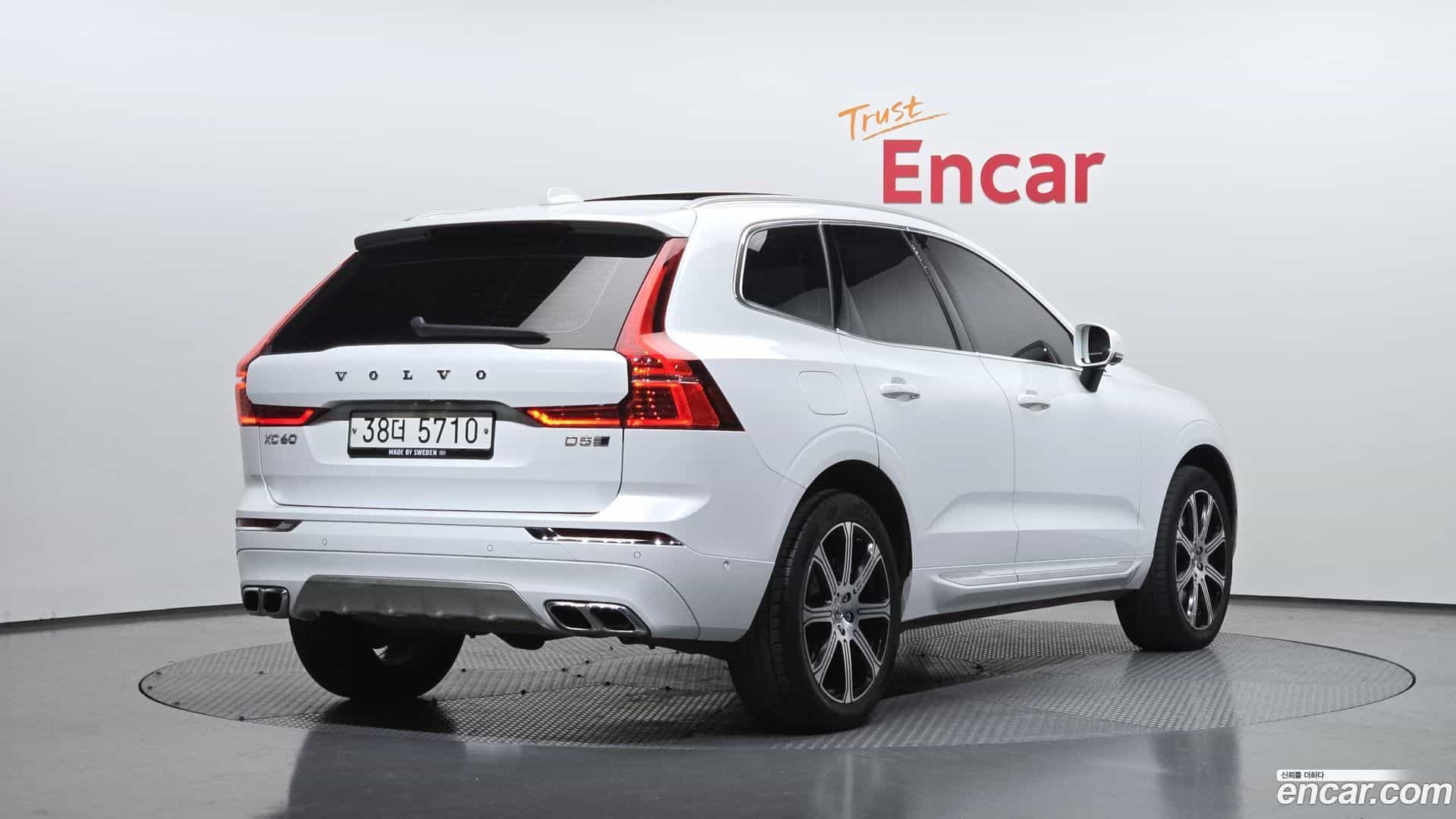 XC60 Volvo 2019.7-OUTER-002