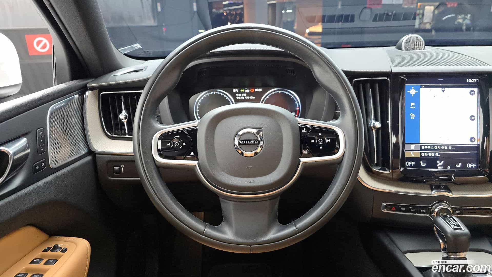 XC60 Volvo 2019.7-OPTION-017