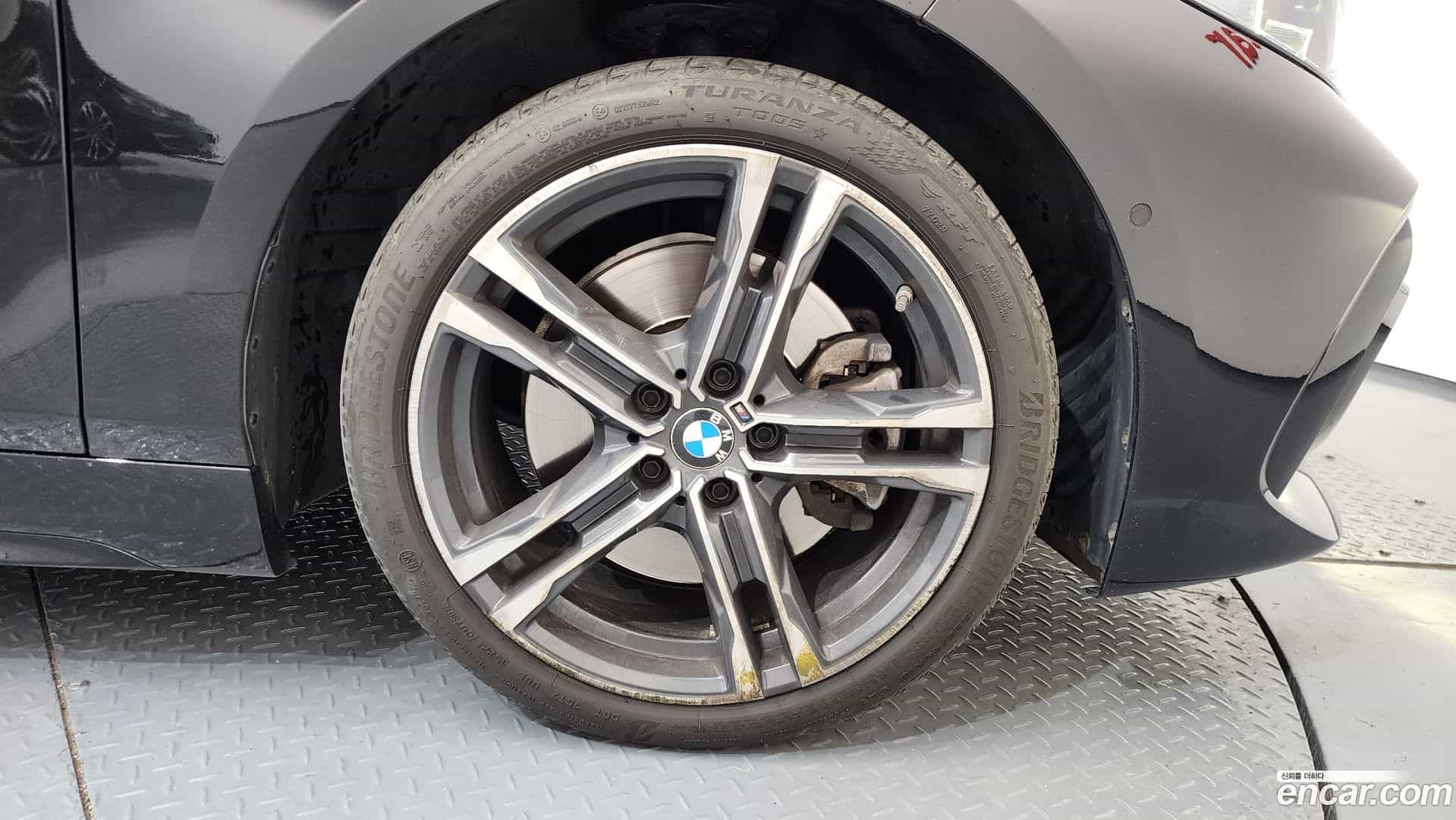 1-Series BMW 2022.7-OUTER-005