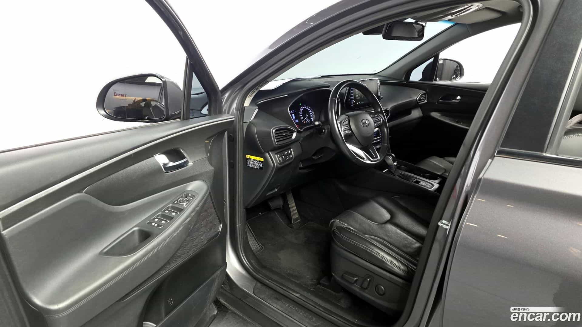 Santafe Hyundai 2020.0-INNER-010