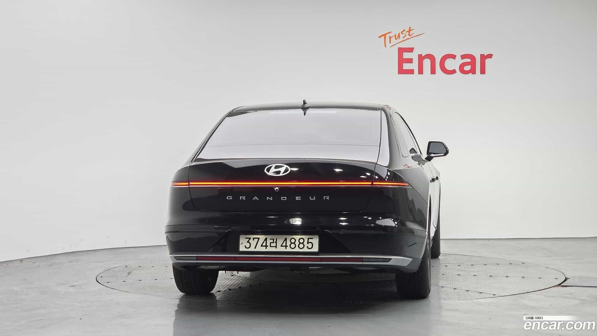 Grandeur Hyundai 2023.9-OUTER-004