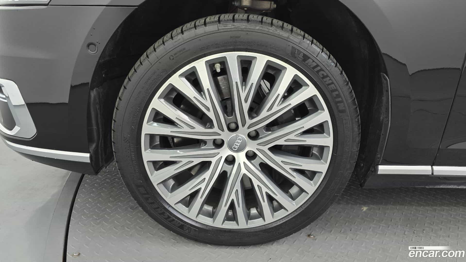 A8 Audi 2020.11-OUTER-005