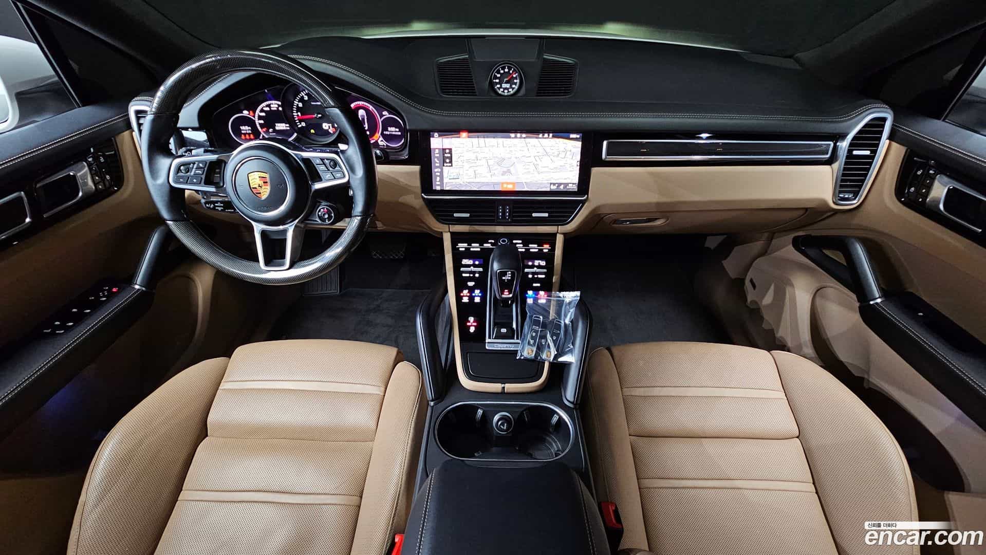 Cayenne Porsche 2021.2-INNER-007