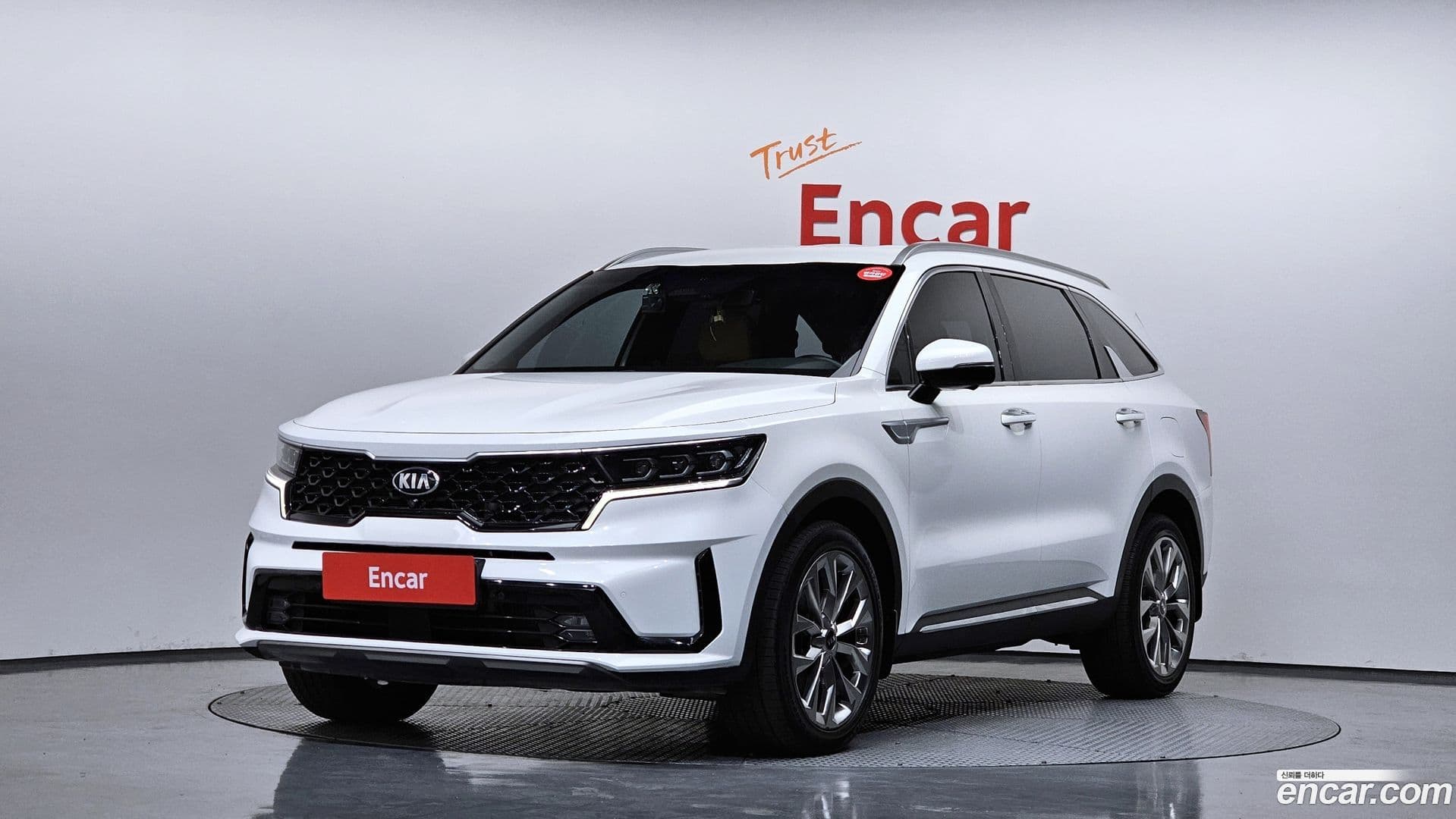 Main__Slider__Photo:Sorento Kia 2021.0-0