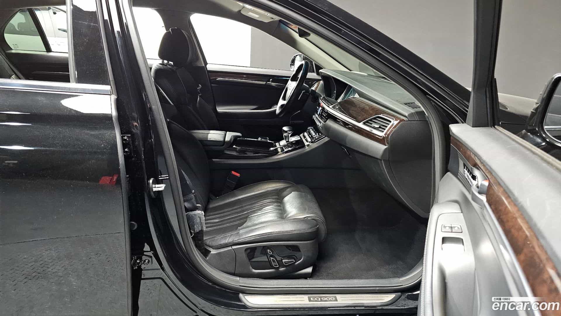 EQ900 Genesis 2016.5-OPTION-015