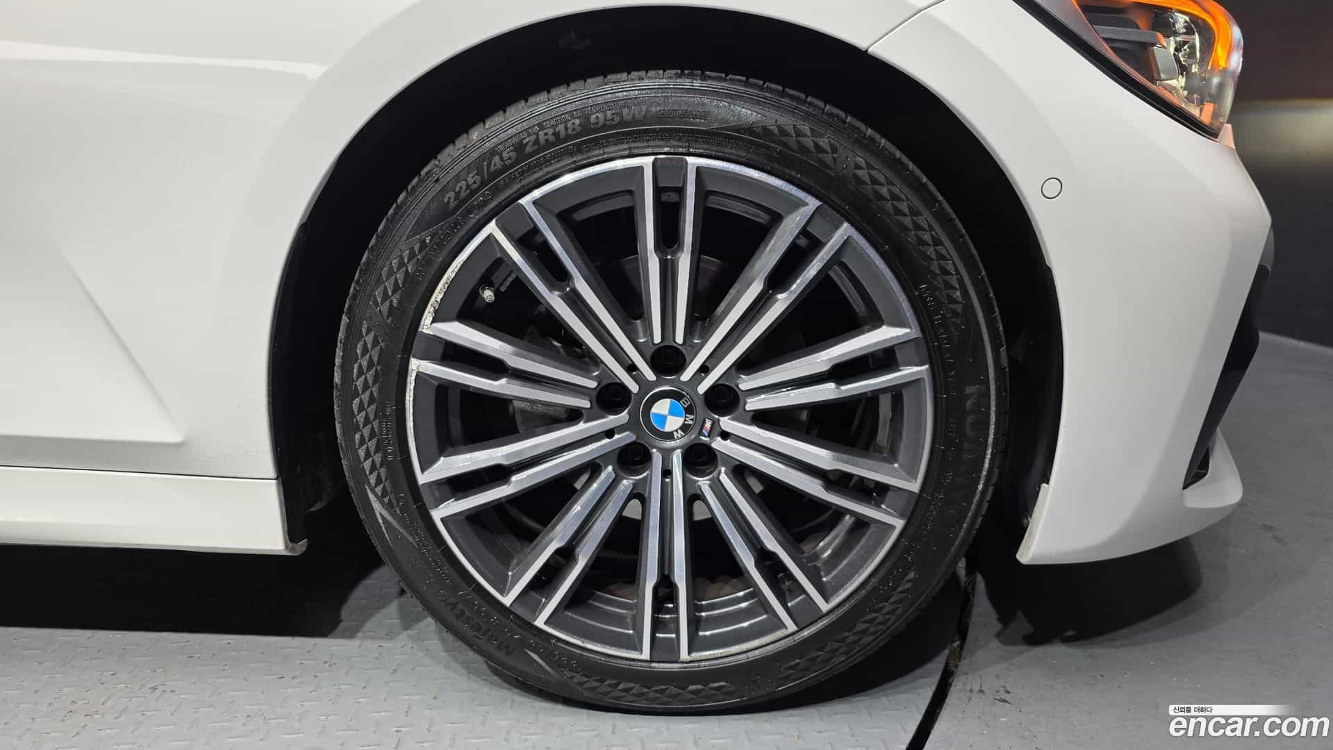 3-Series BMW 2021.4-OUTER-005
