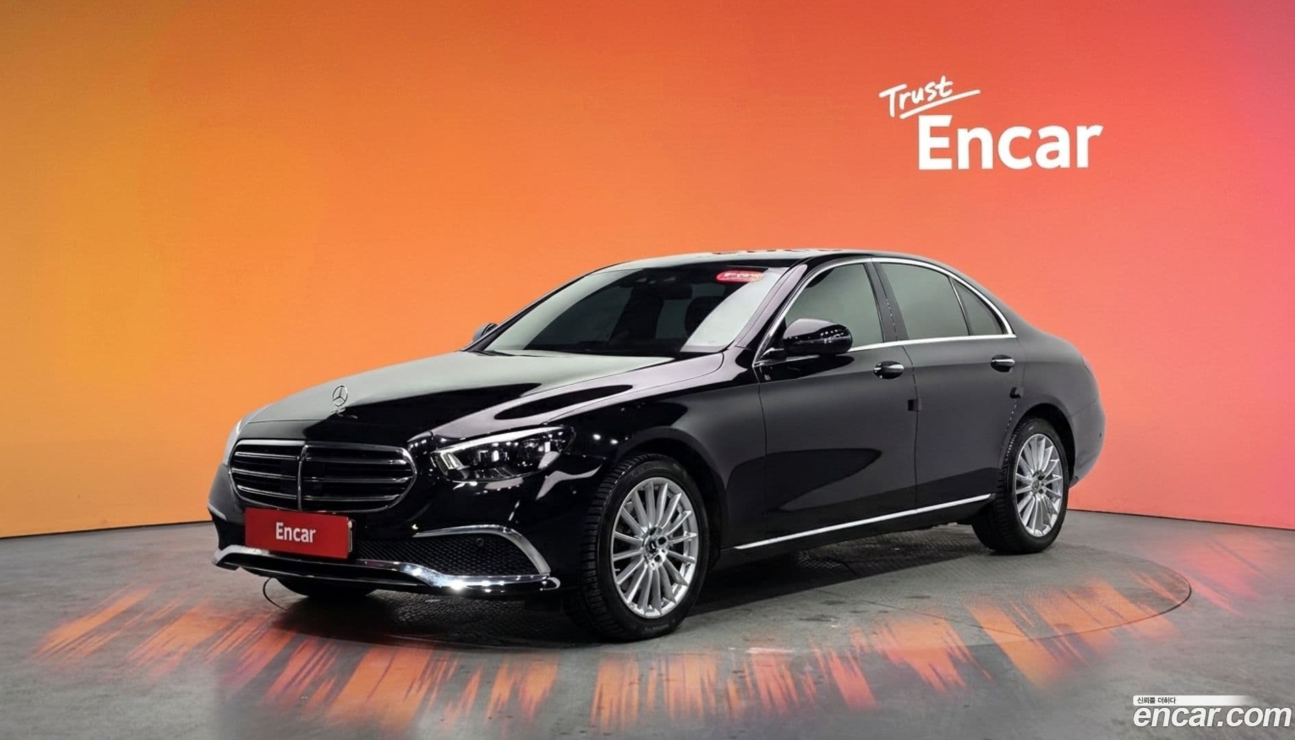 Main__Slider__Photo:E-Class Mercedes-Benz 2021.2-0