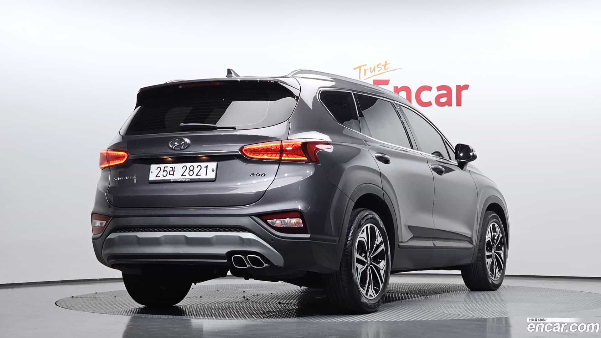 Santafe Hyundai 2018.11-OUTER-002