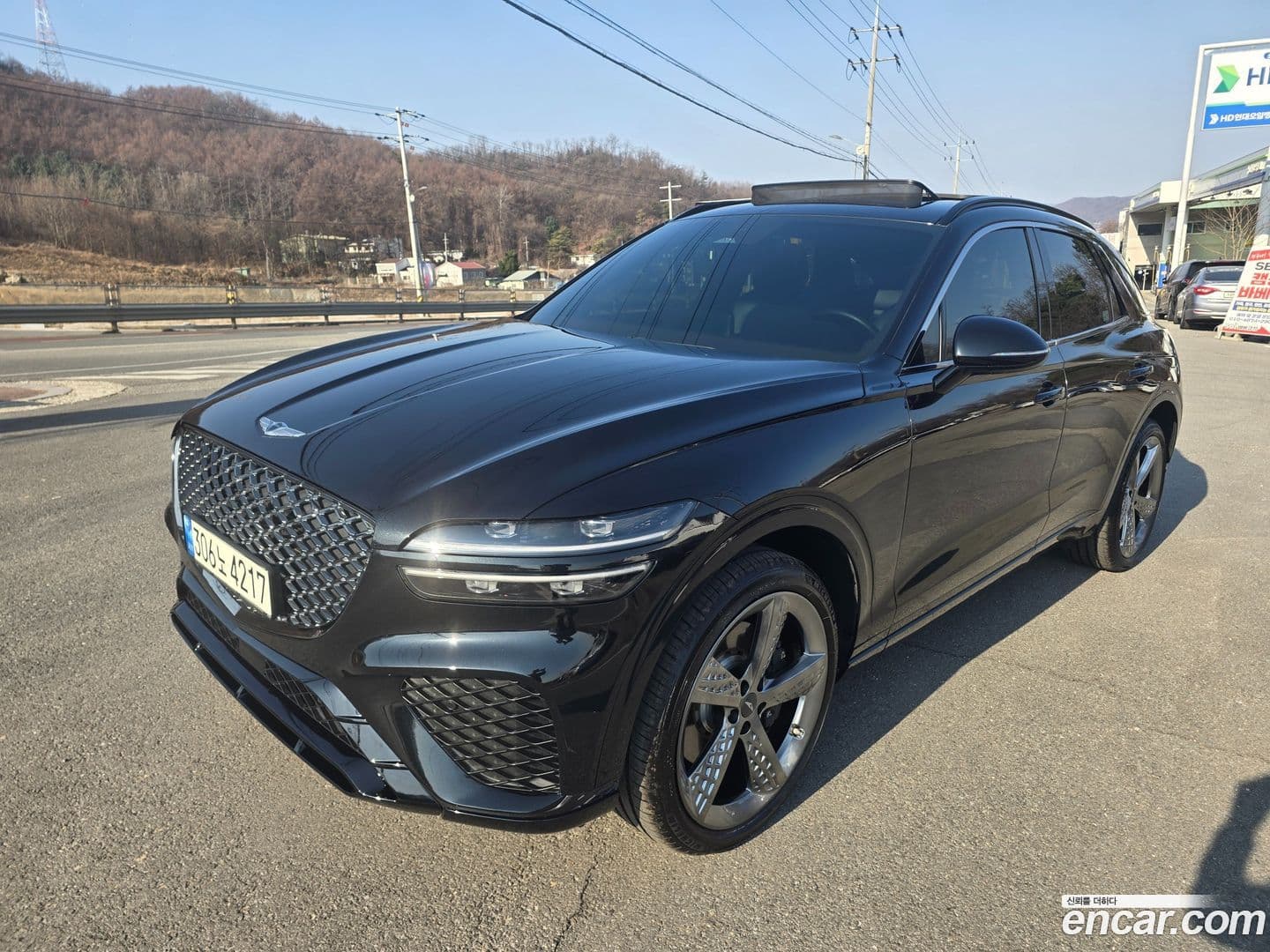 Main__Slider__Photo:GV70 Genesis 2021.8-0