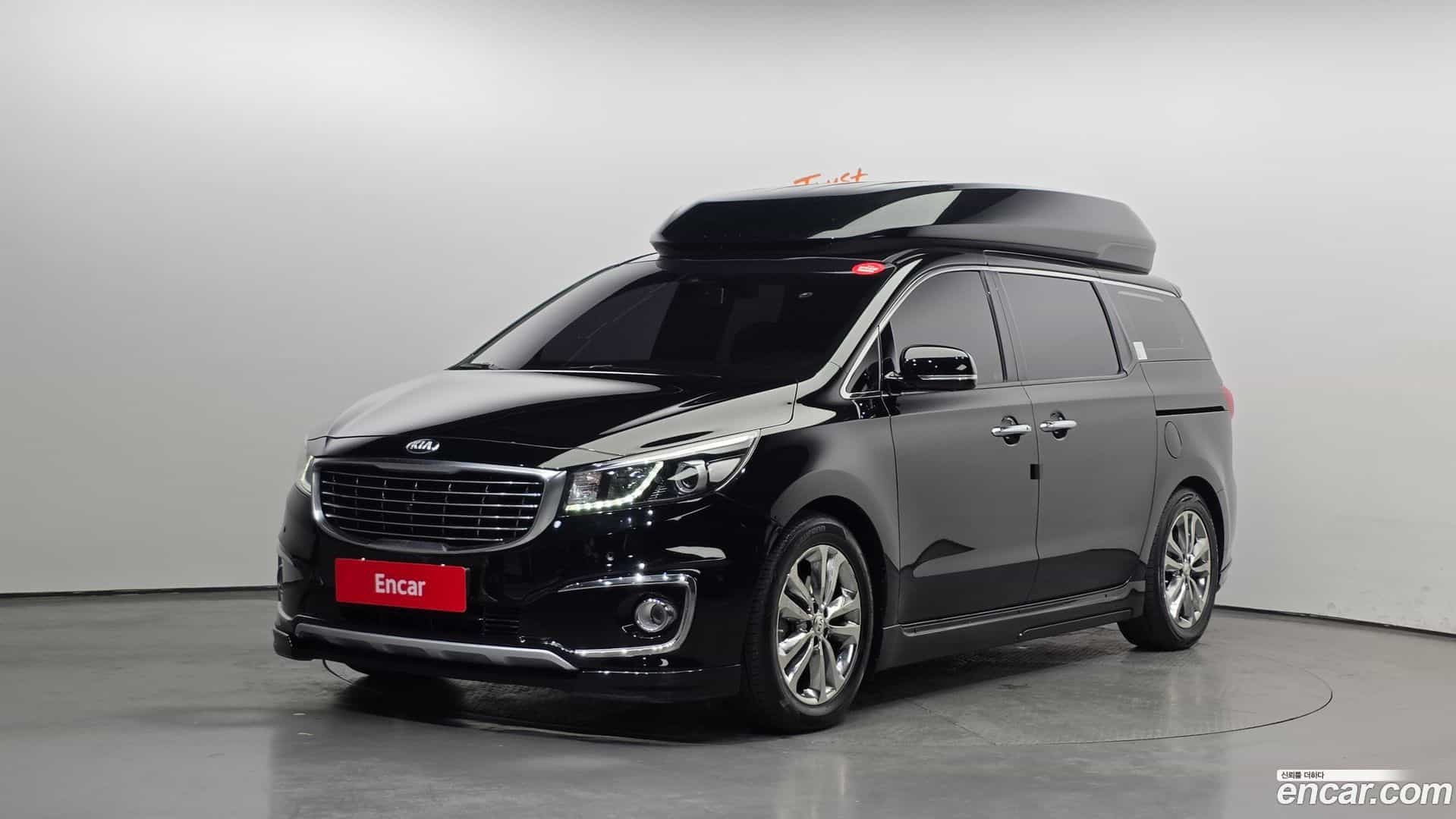 Canival Kia 2017.10-OUTER-001