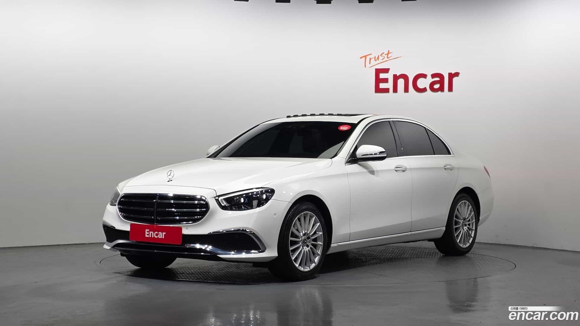 E-Class Mercedes-Benz 2021.0-OUTER-001