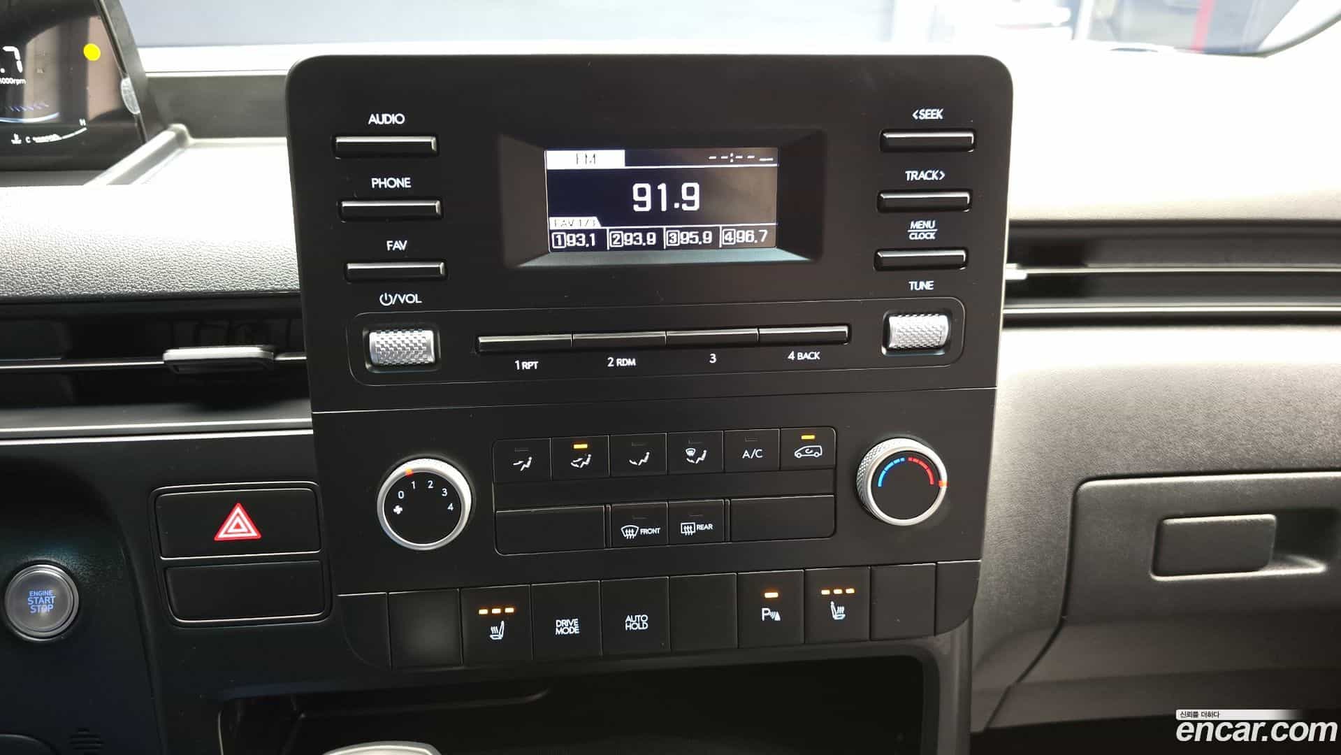Staria Hyundai 2025.0-OPTION-021