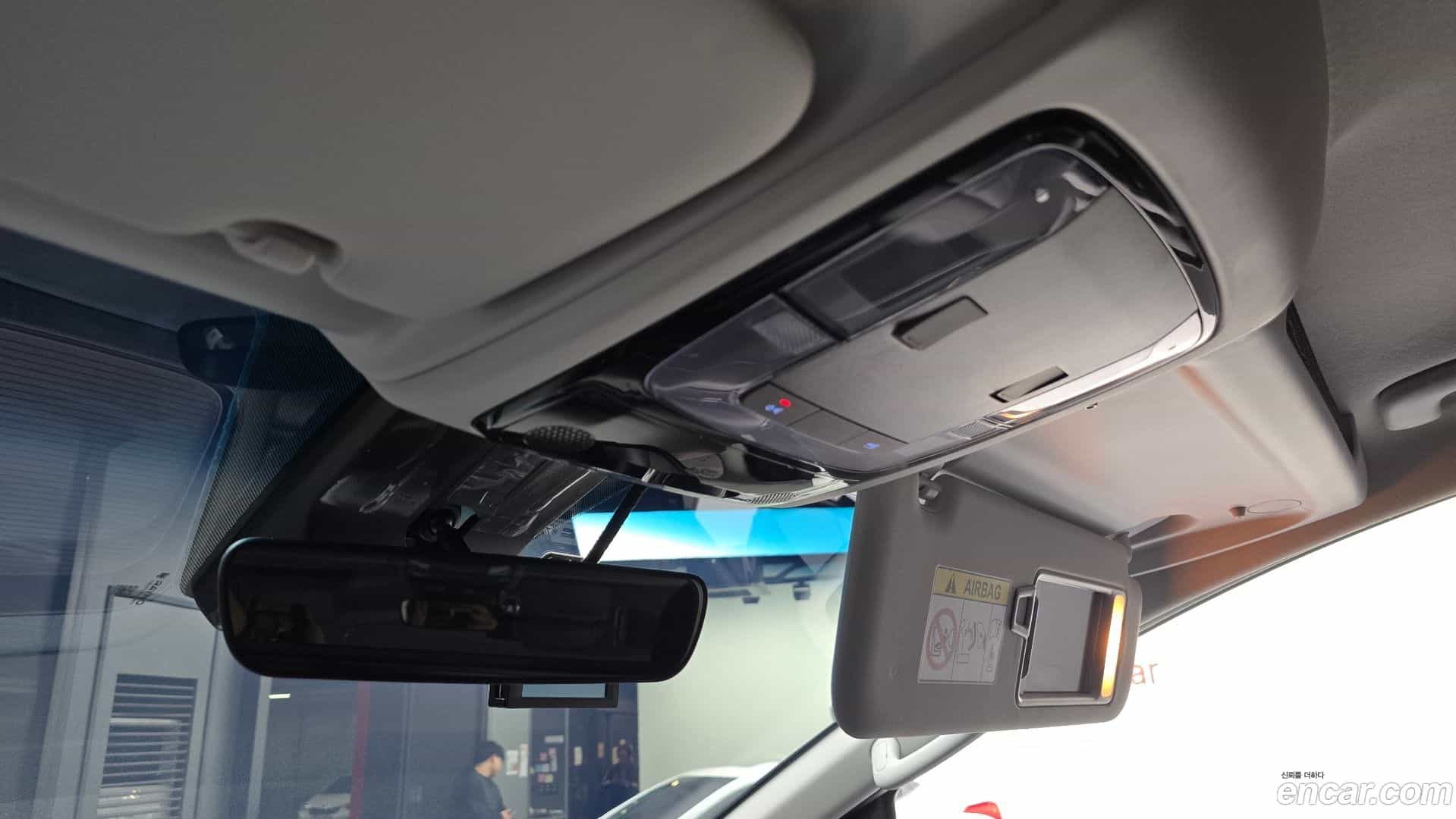 Staria Hyundai 2025.0-OPTION-023