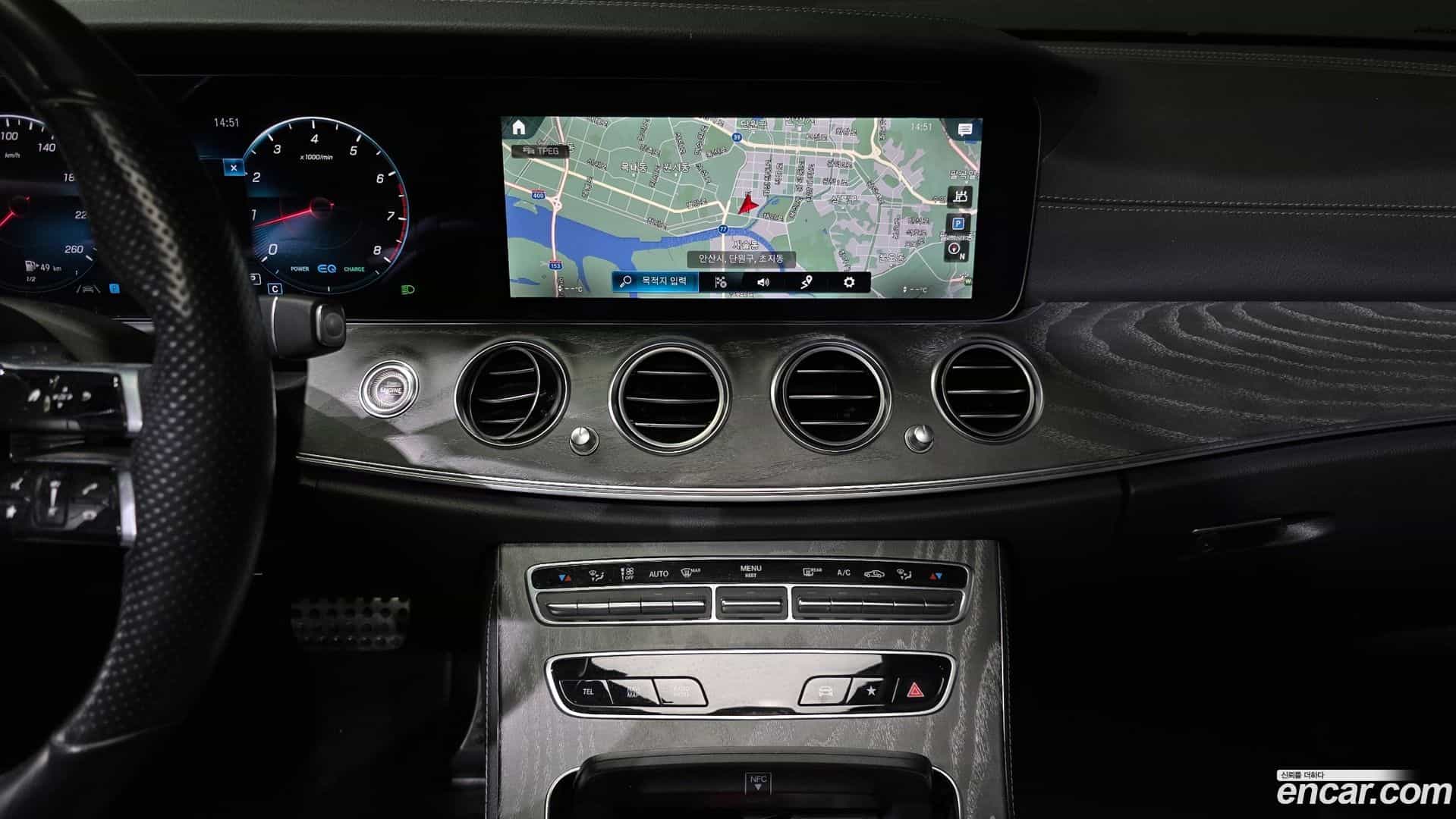 E-Class Mercedes-Benz 2022.1-OPTION-021