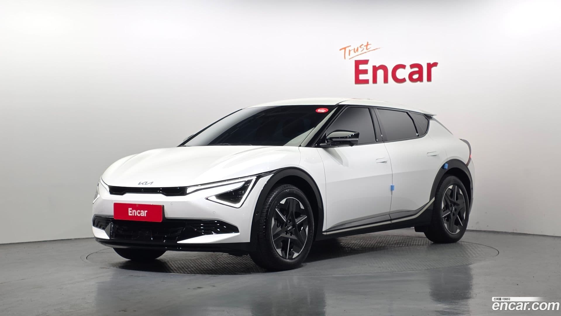 Main__Slider__Photo:EV6 Kia 2025.3-0