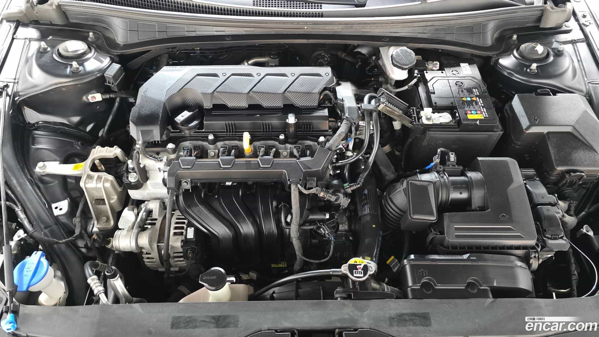 AVANTE Hyundai 2022.1-OUTER-006