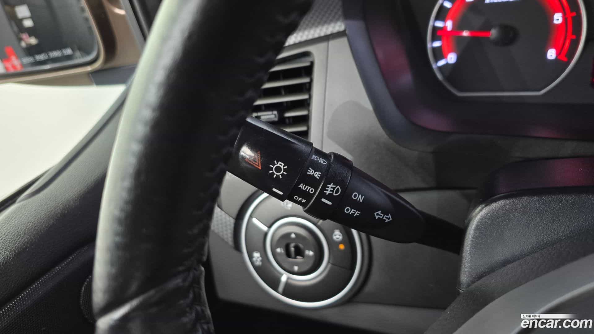 KORANDO KG Mobility 2015.9-OPTION-021