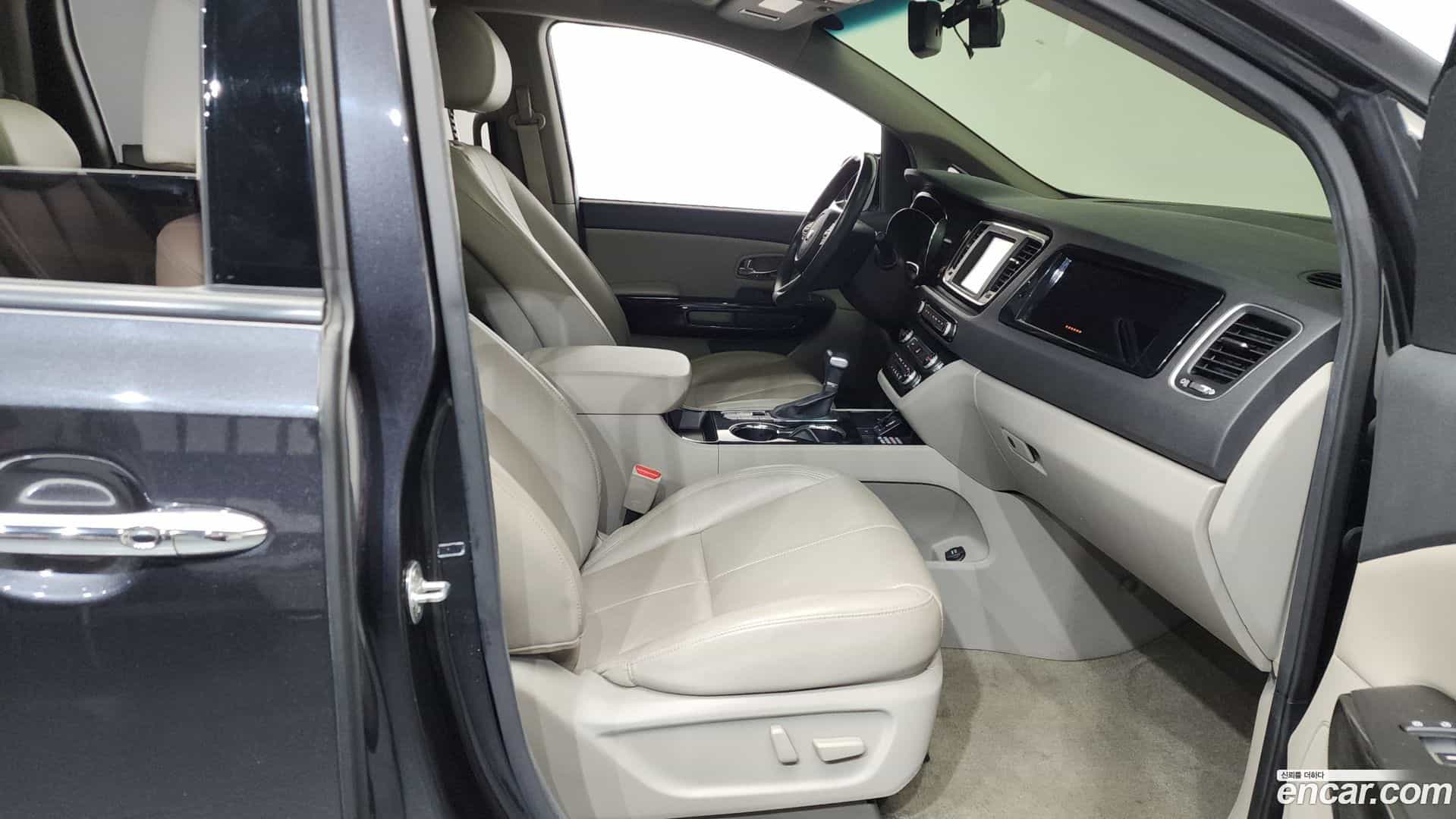 Canival Kia 2018.7-OPTION-015