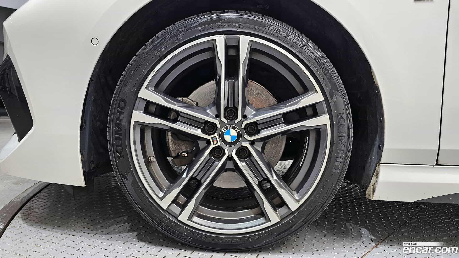 2-Series BMW 2021.2-OUTER-005