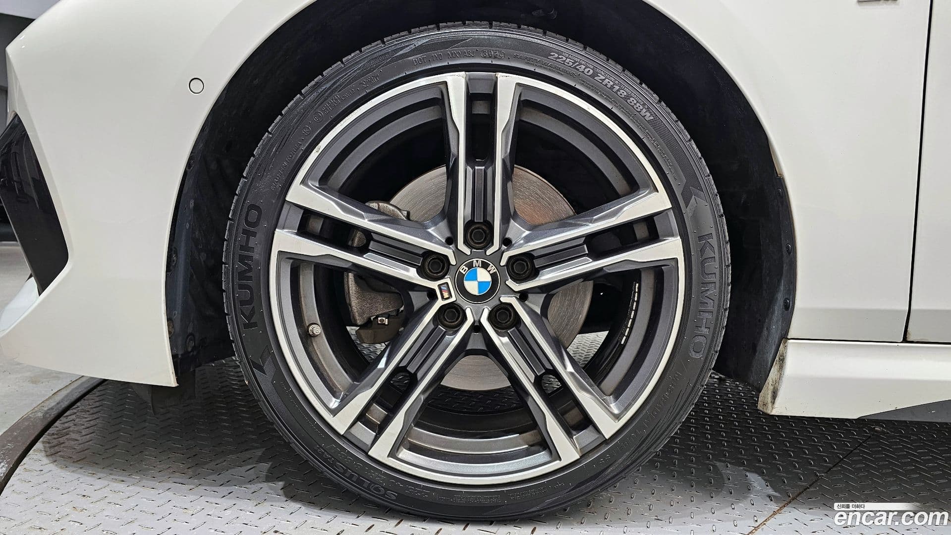 Main__Slider__Photo:2-Series BMW 2021.2-4