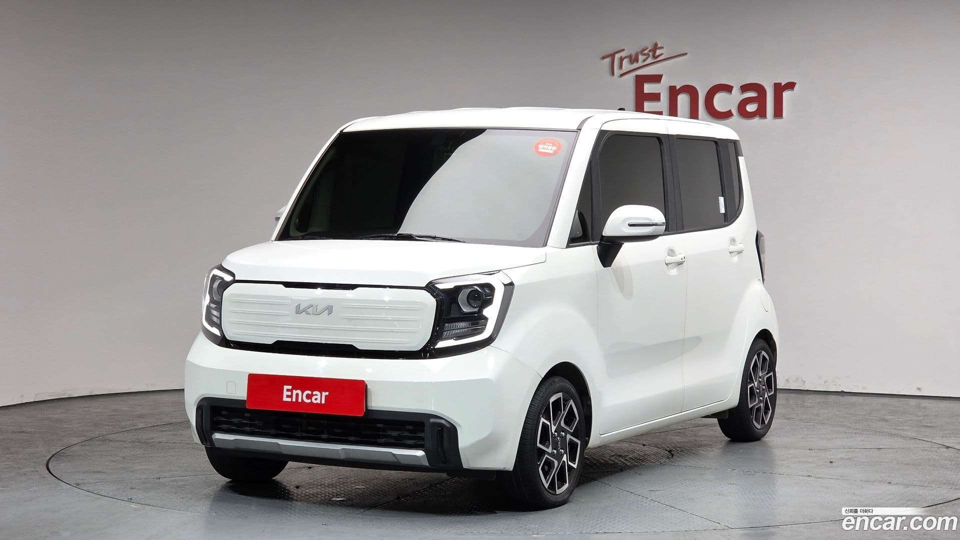 Main__Slider__Photo:RAY Kia 2023.1-0