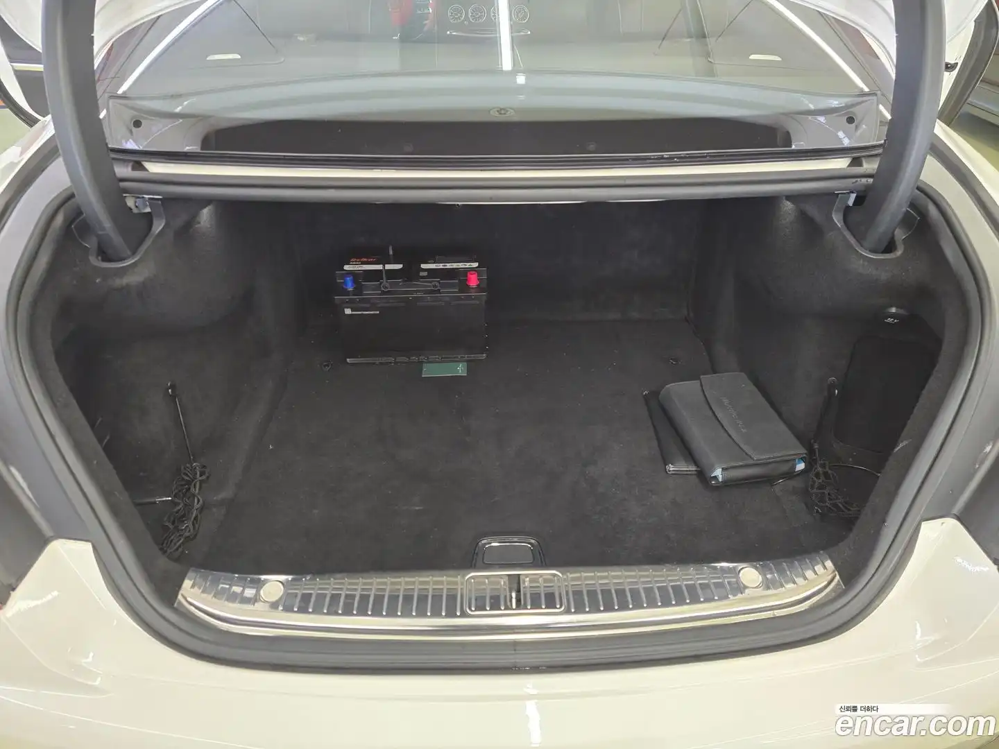 S-Class Mercedes-Benz 2017.2-OPTION-024
