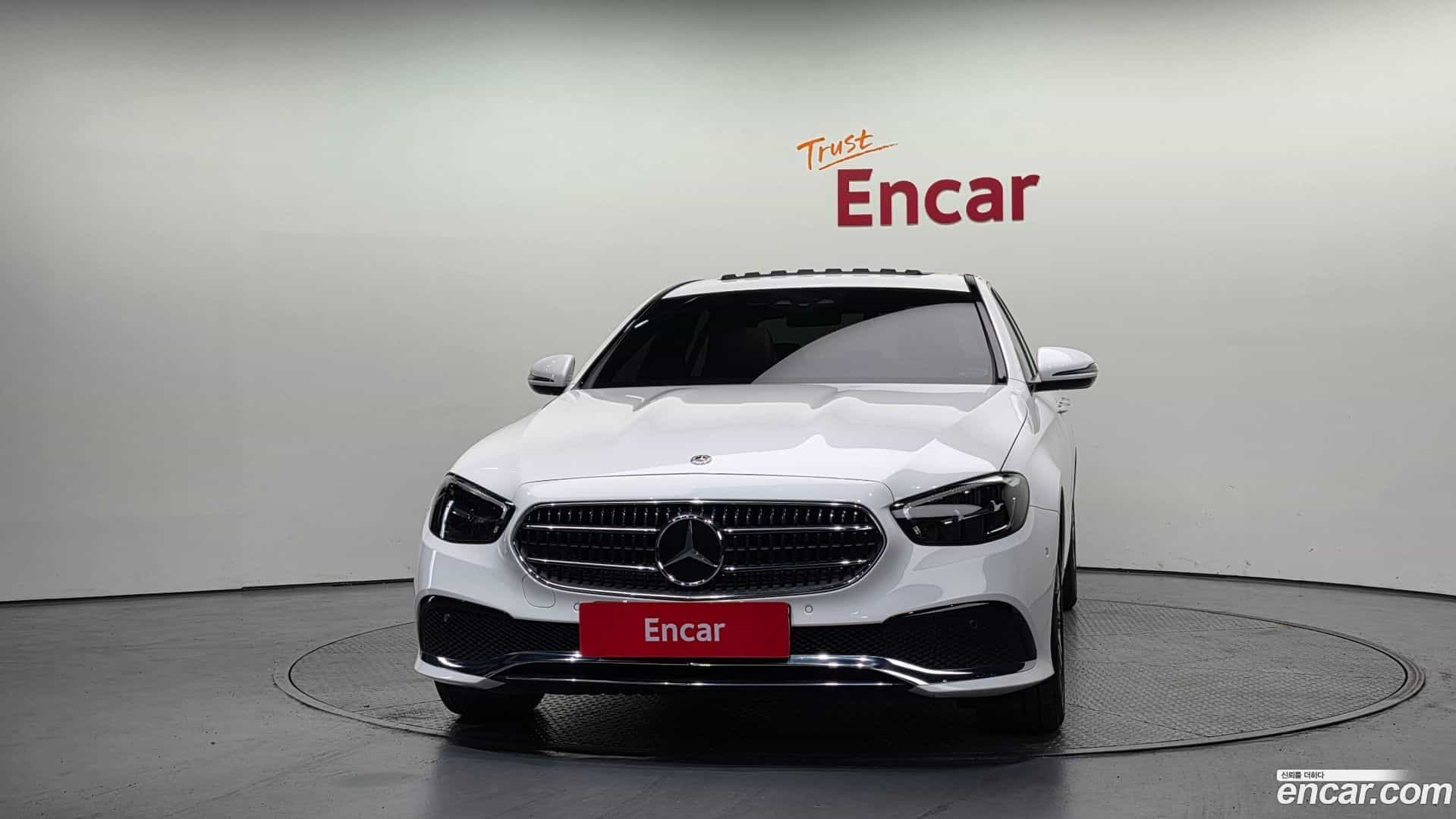 E-Class Mercedes-Benz 2020.10-OUTER-003