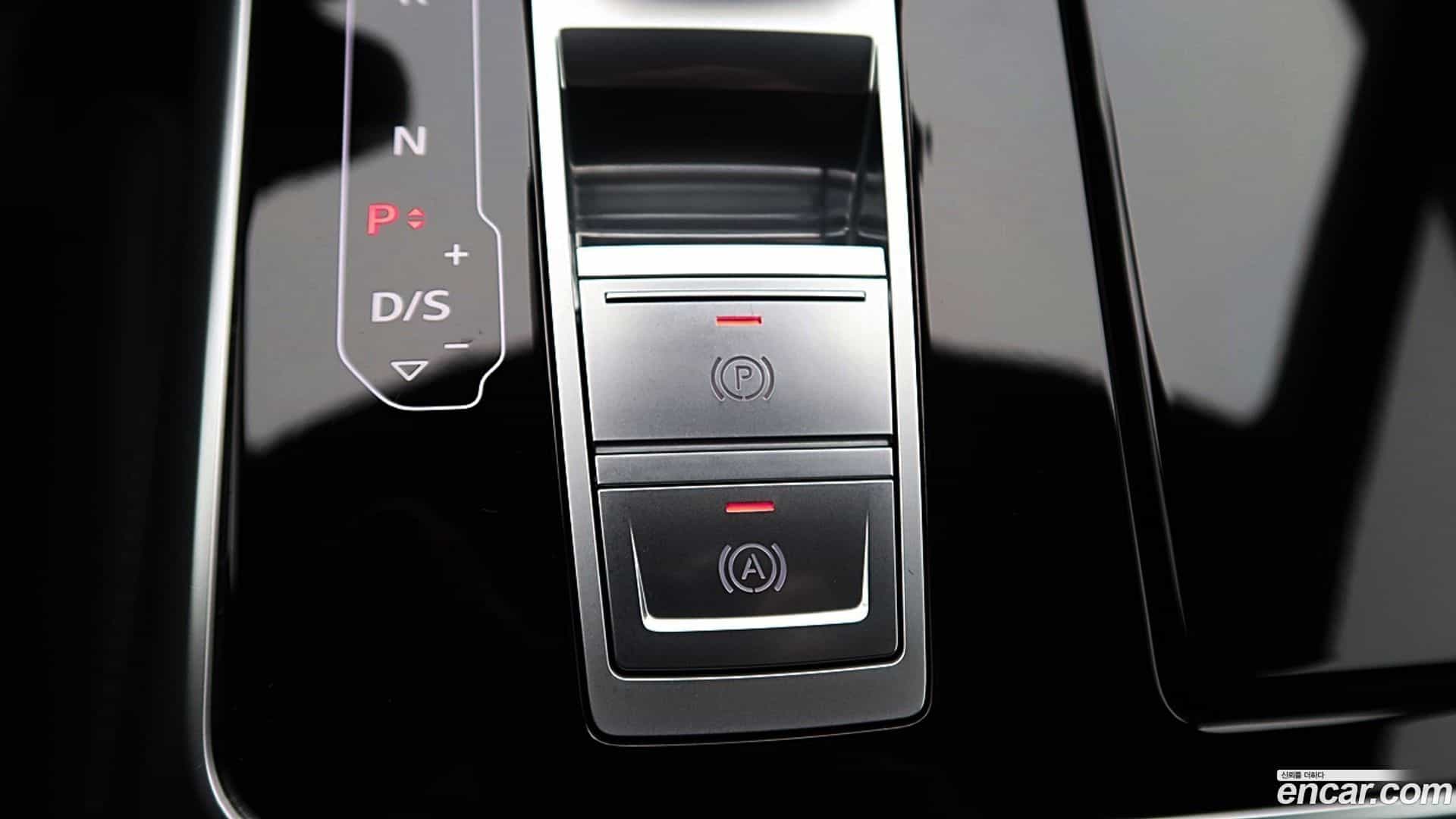Q8 Audi 2021.2-OPTION-021