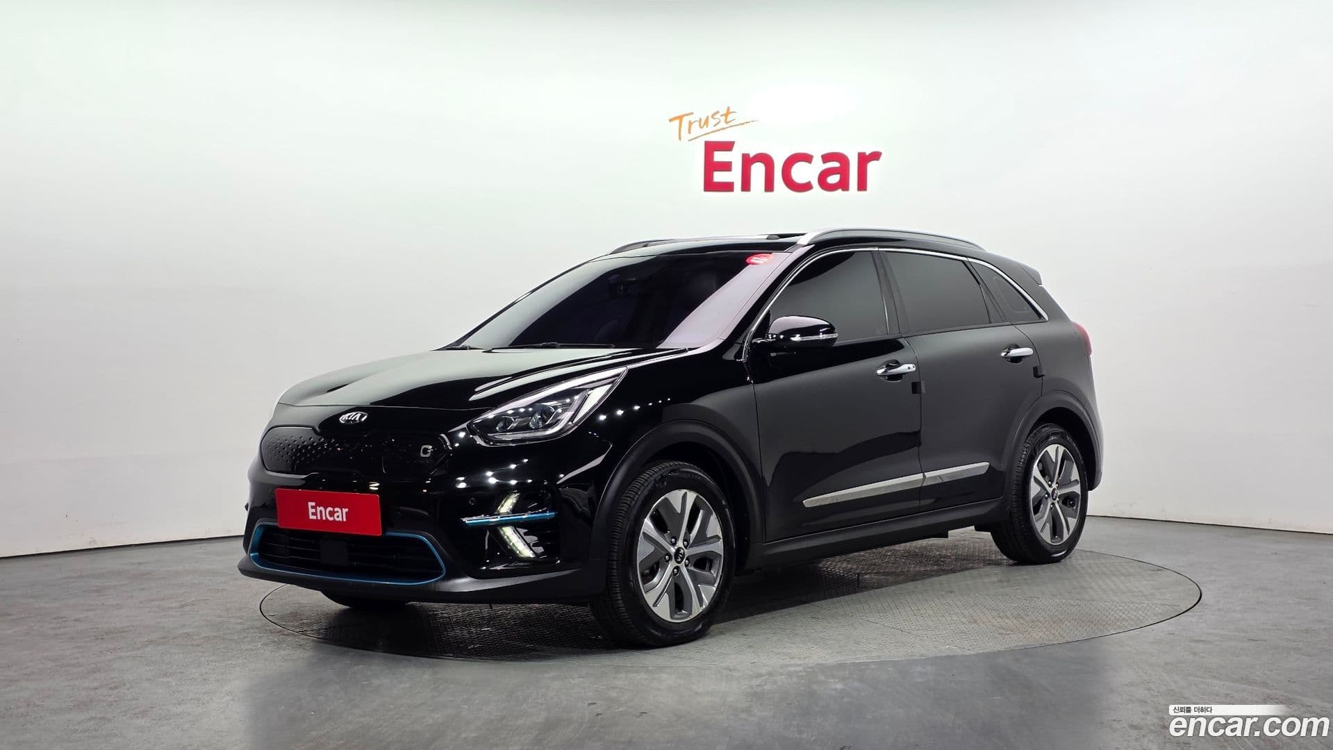 Main__Slider__Photo:Niro Kia 2019.3-0