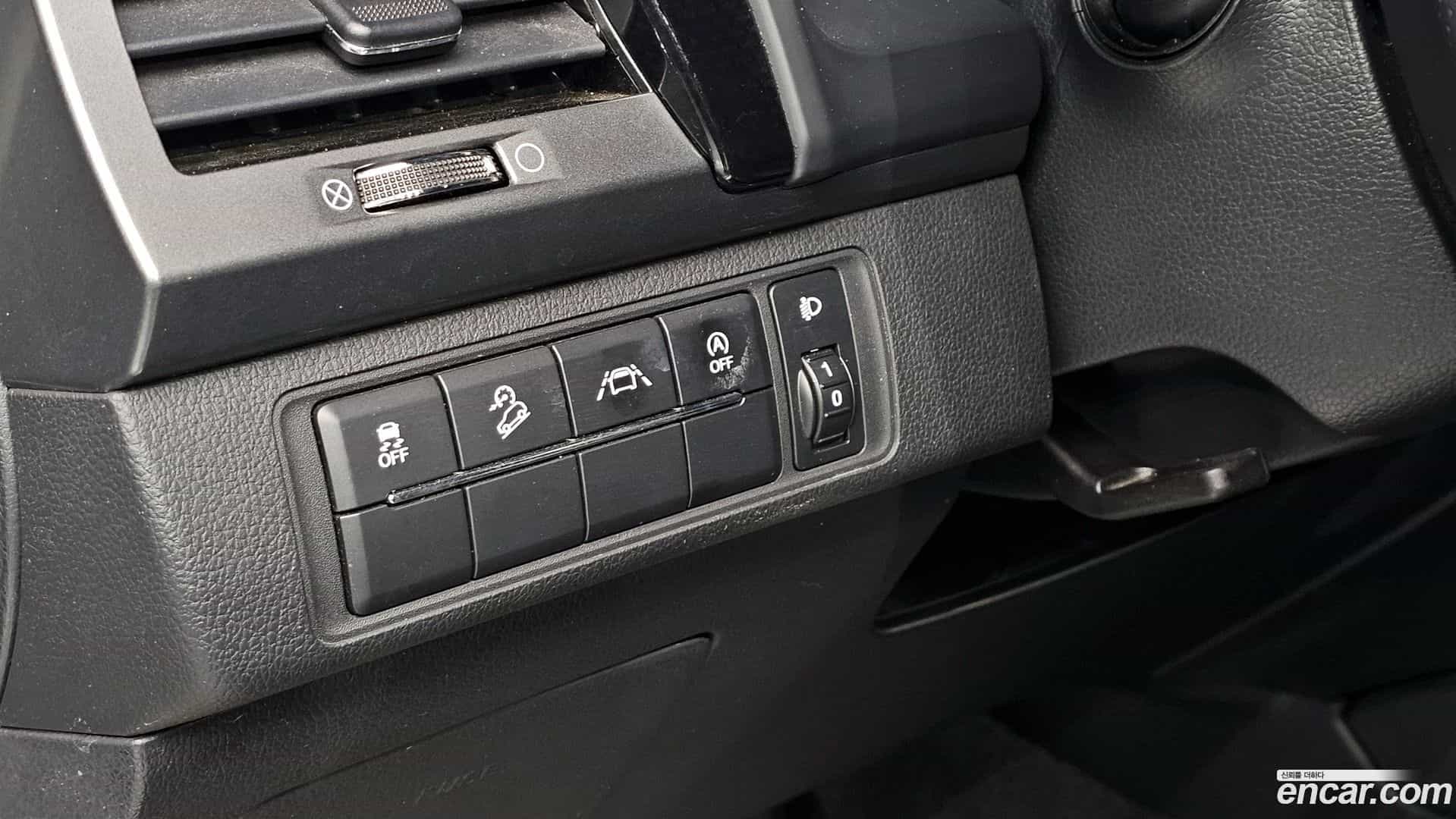 Rexton KG Mobility 2023.0-OPTION-021