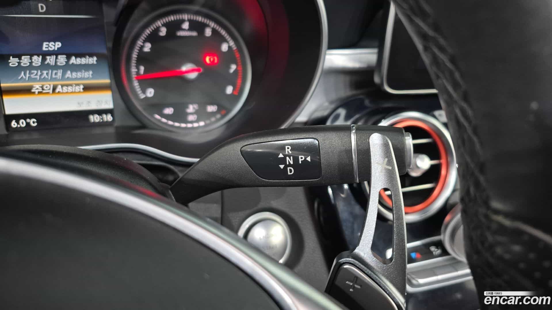 C-Class Mercedes-Benz 2018.2-INNER-009