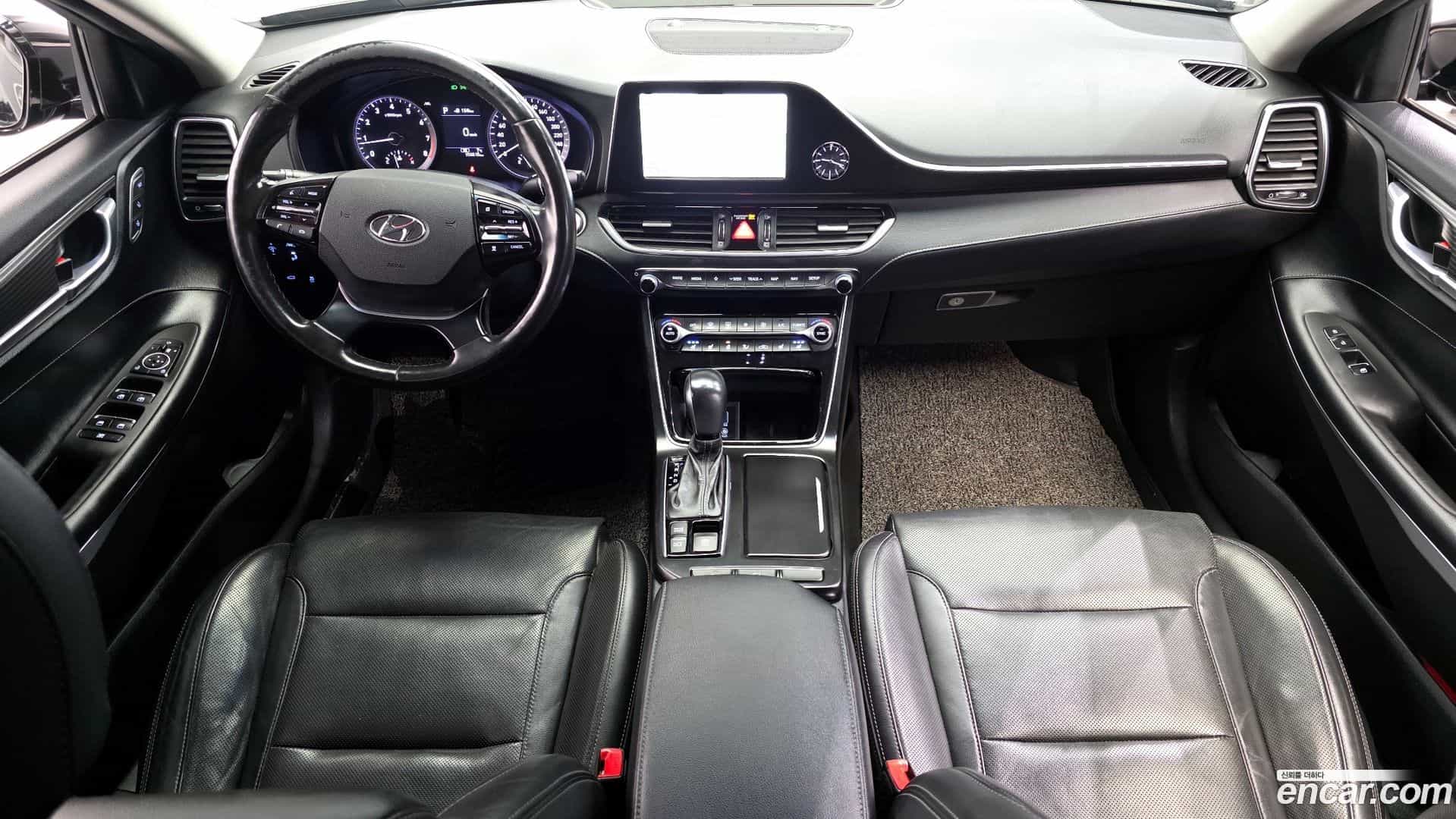 Grandeur Hyundai 2018.8-INNER-007