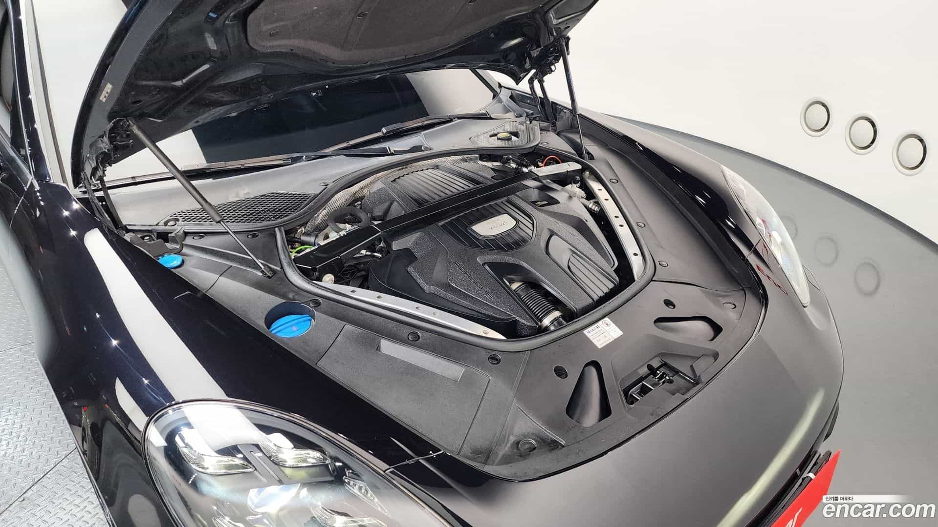 Panamera Porsche 2020.2-INNER-006