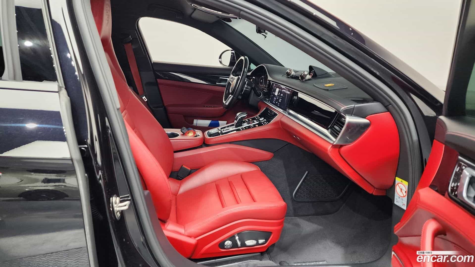 Panamera Porsche 2020.2-OPTION-015