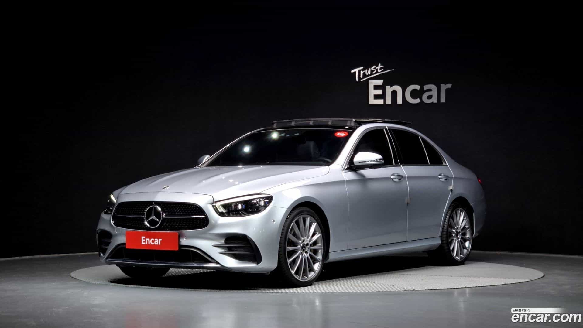 E-Class Mercedes-Benz 2022.4-OUTER-001