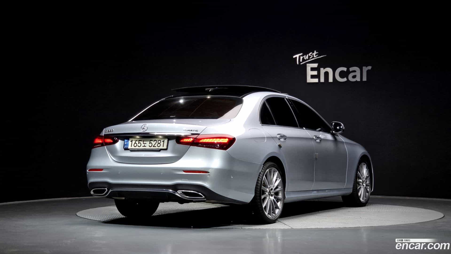 E-Class Mercedes-Benz 2022.4-OUTER-002