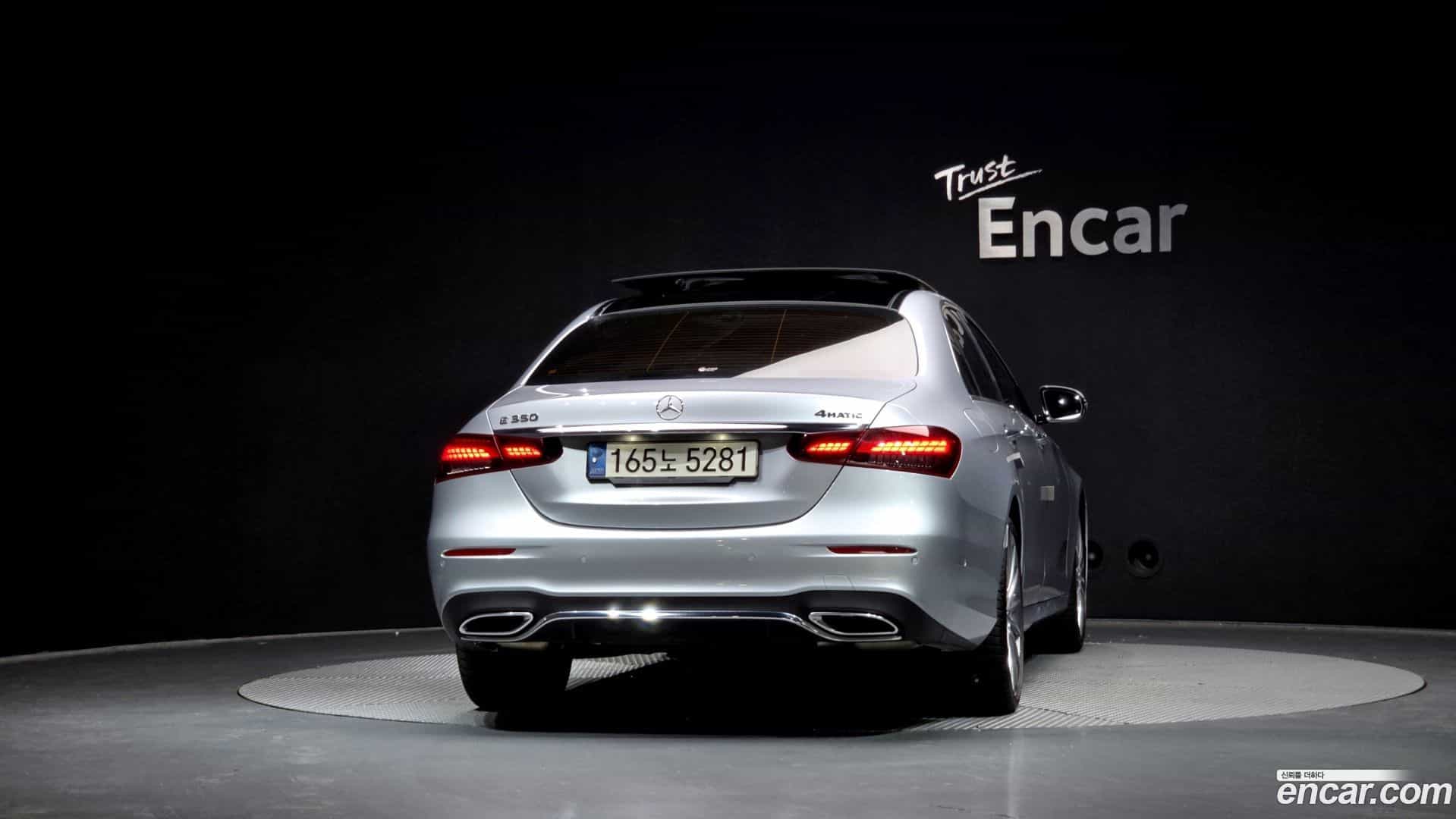 E-Class Mercedes-Benz 2022.4-OUTER-004